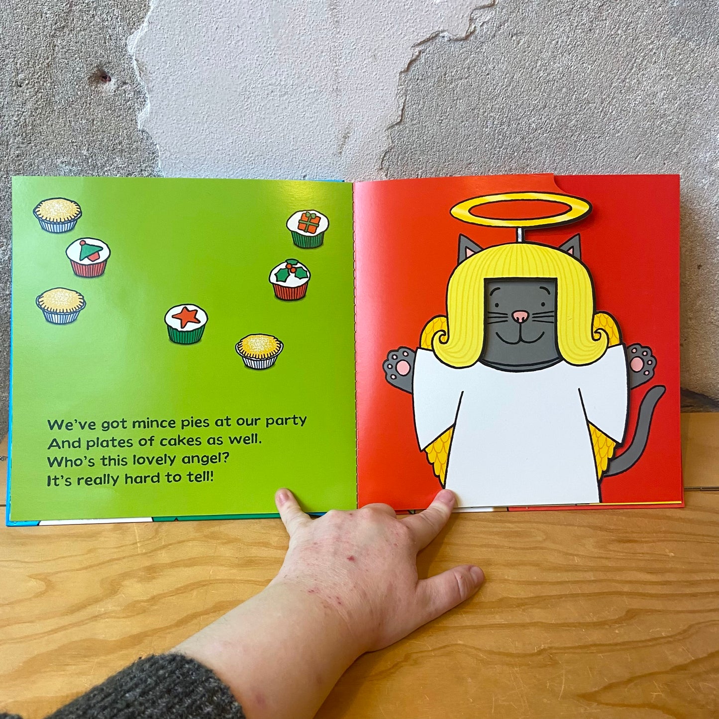 Fancy Dress Christmas – Nick Sharratt