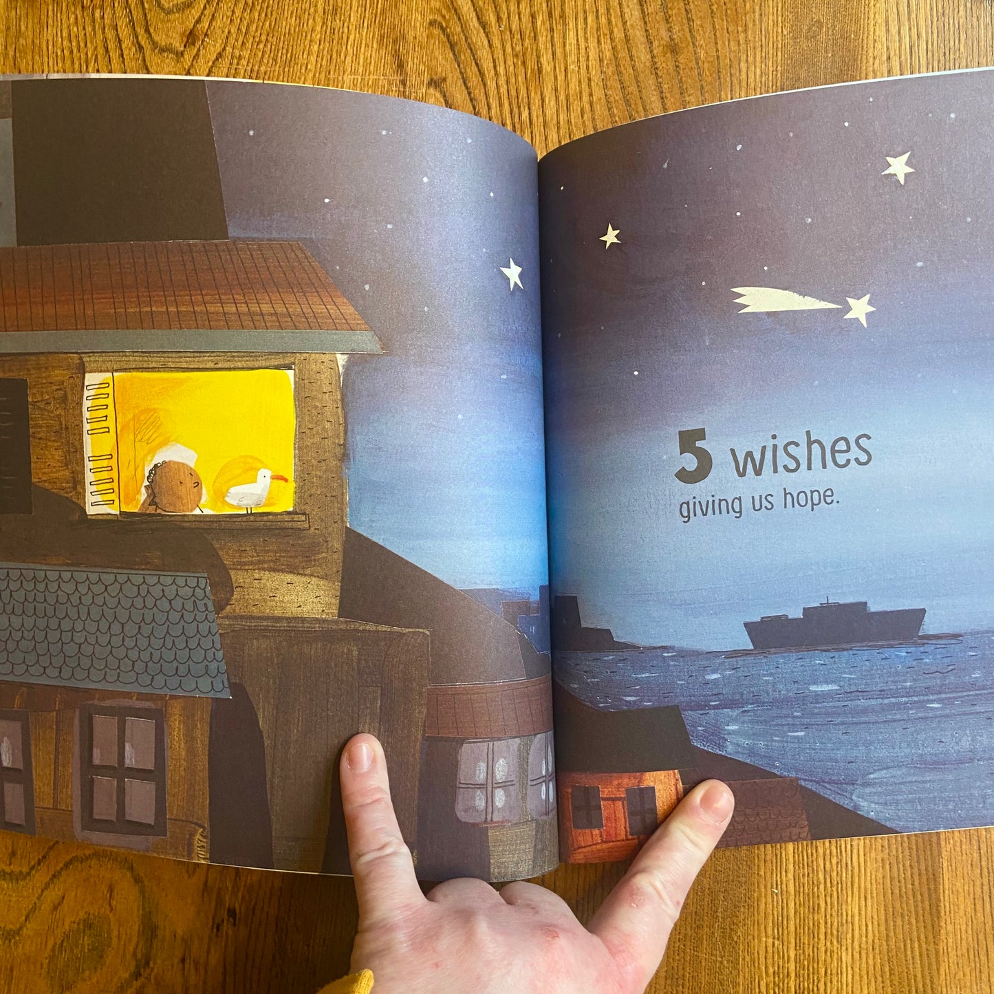 Hello! A Counting Book of Kindnesses – Hollis Kurman and Barroux