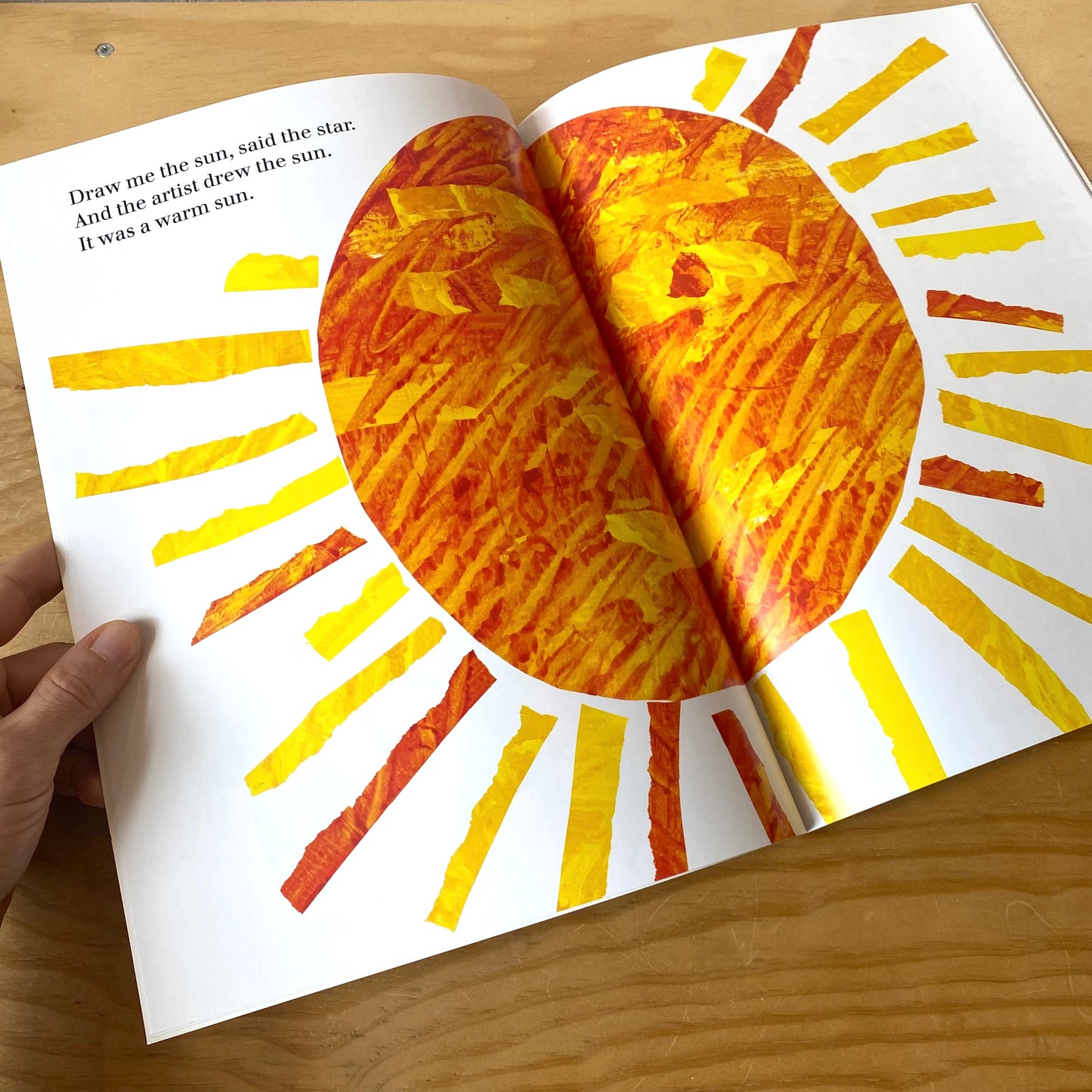 Draw Me a Star / Eric Carle