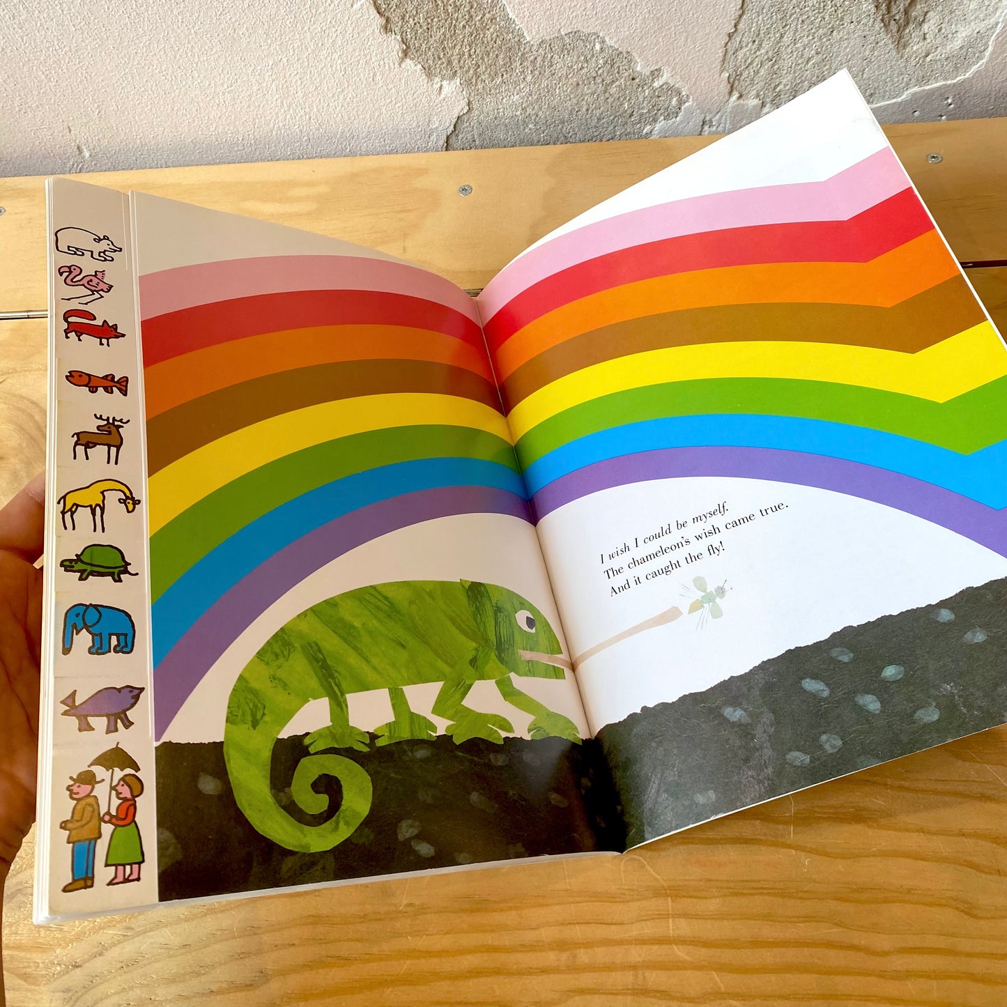 The Mixed-Up Chameleon / Eric Carle