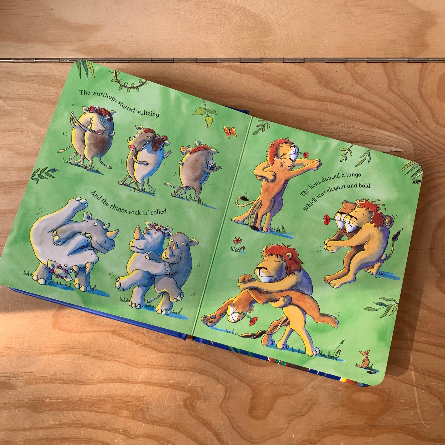 Giraffes Can't Dance (board book) – Giles Andreas, Guy Parker-Rees