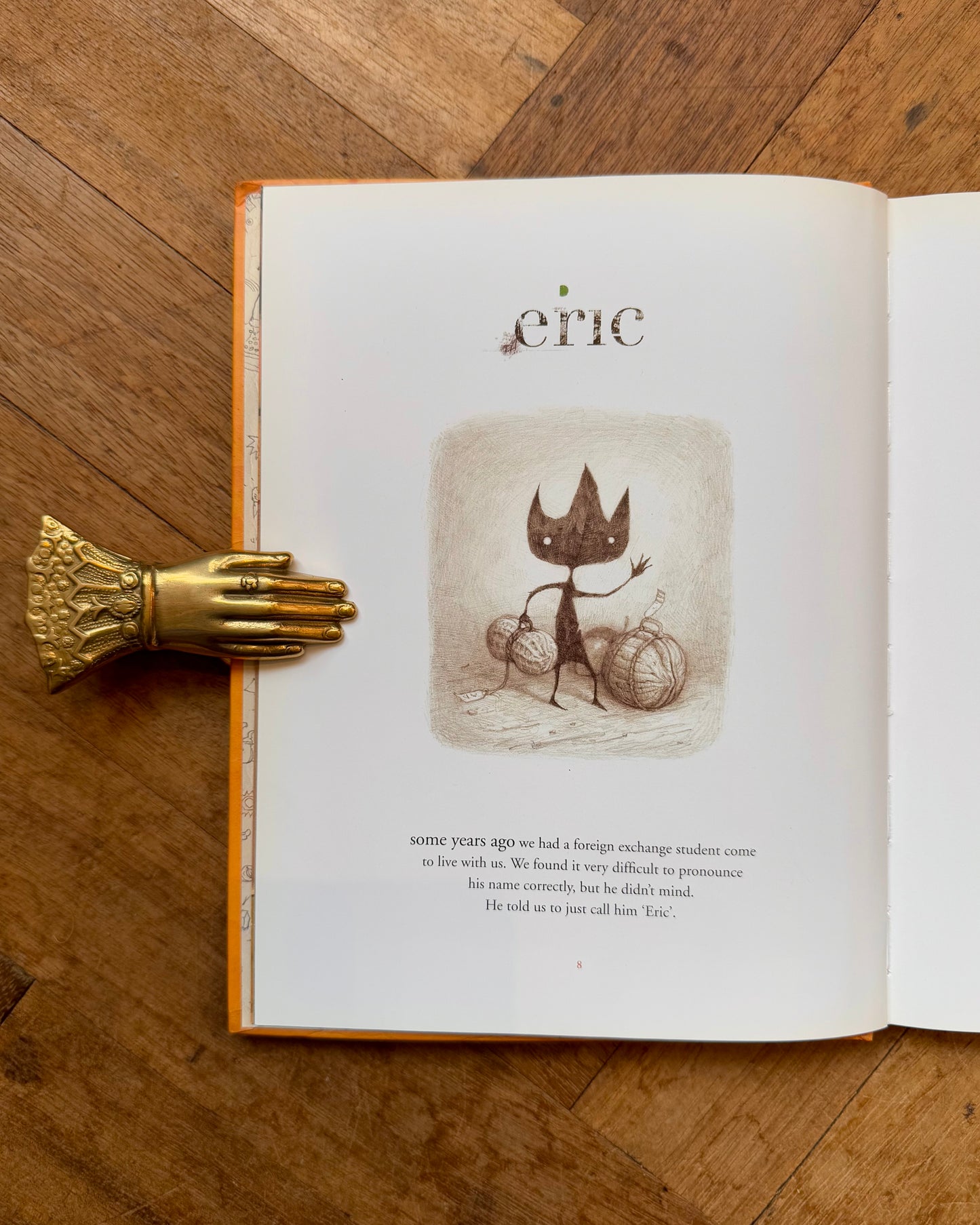 Tales From Outer Suburbia – Shaun Tan