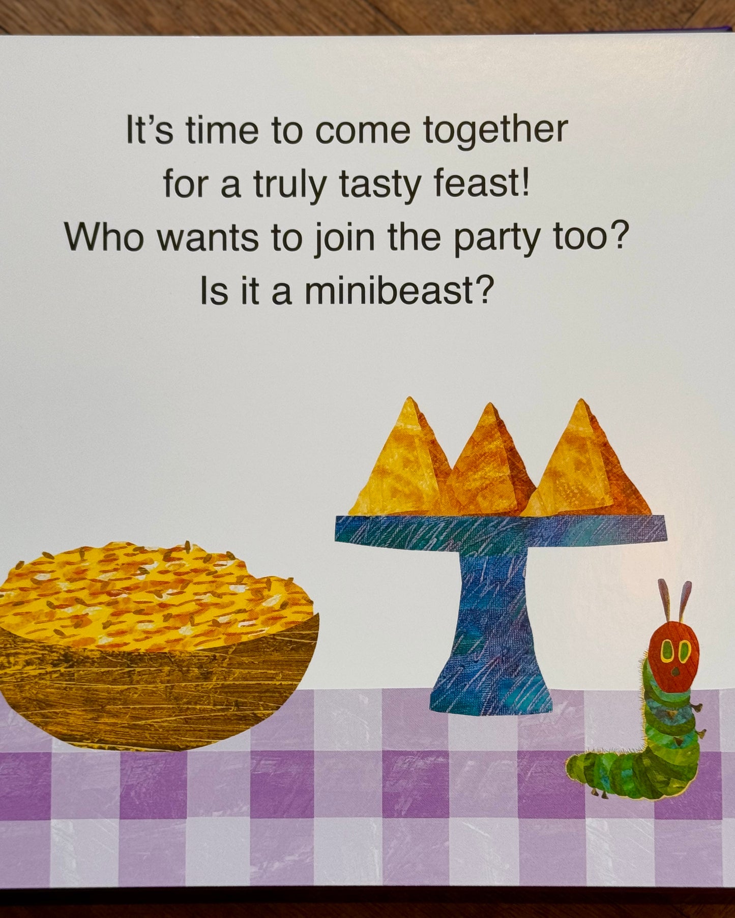 The Very Hungry Caterpillar’s Eid: a Lift-the-Flap Book – Eric Carle