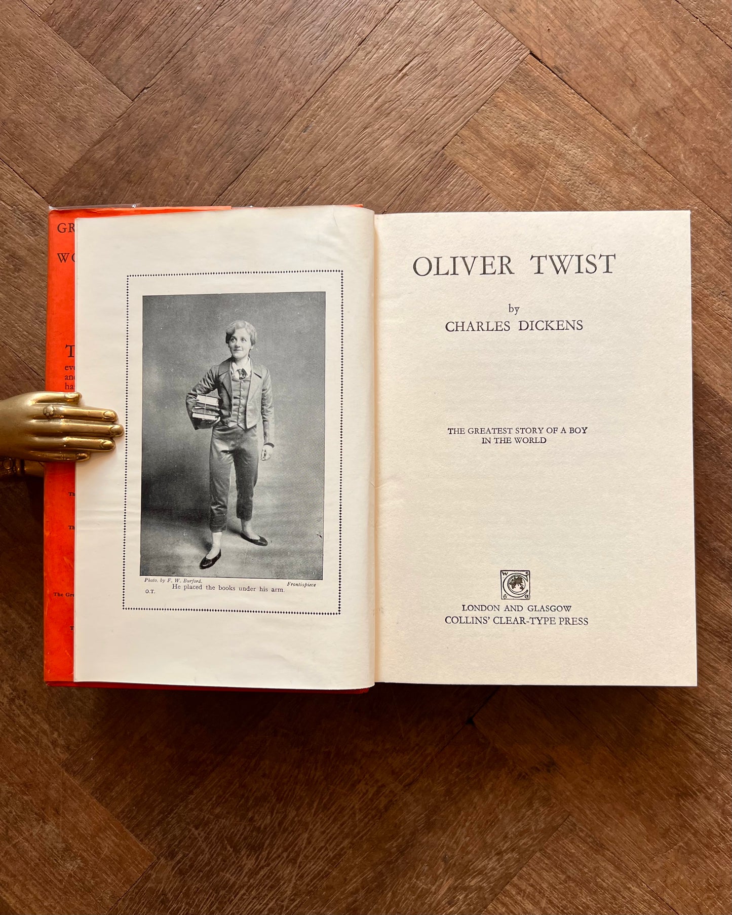 Oliver Twist (c. 1930) – Charles Dickens