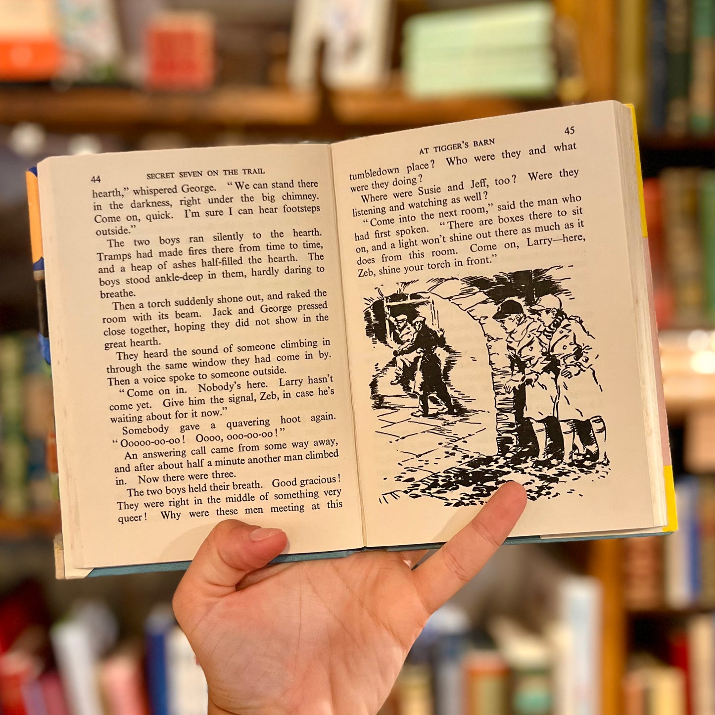 Secret Seven on the Trail – Enid Blyton and George Brook