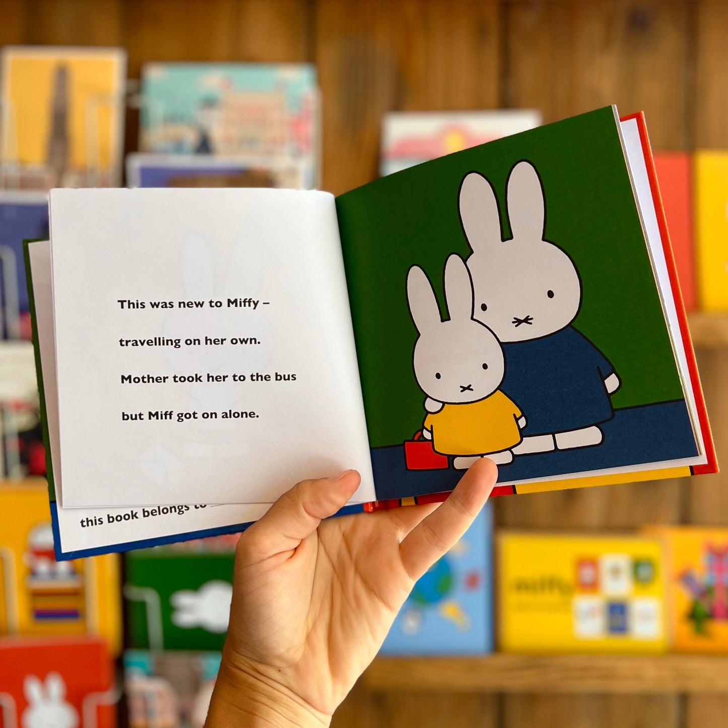 Miffy Goes to Stay – Dick Bruna