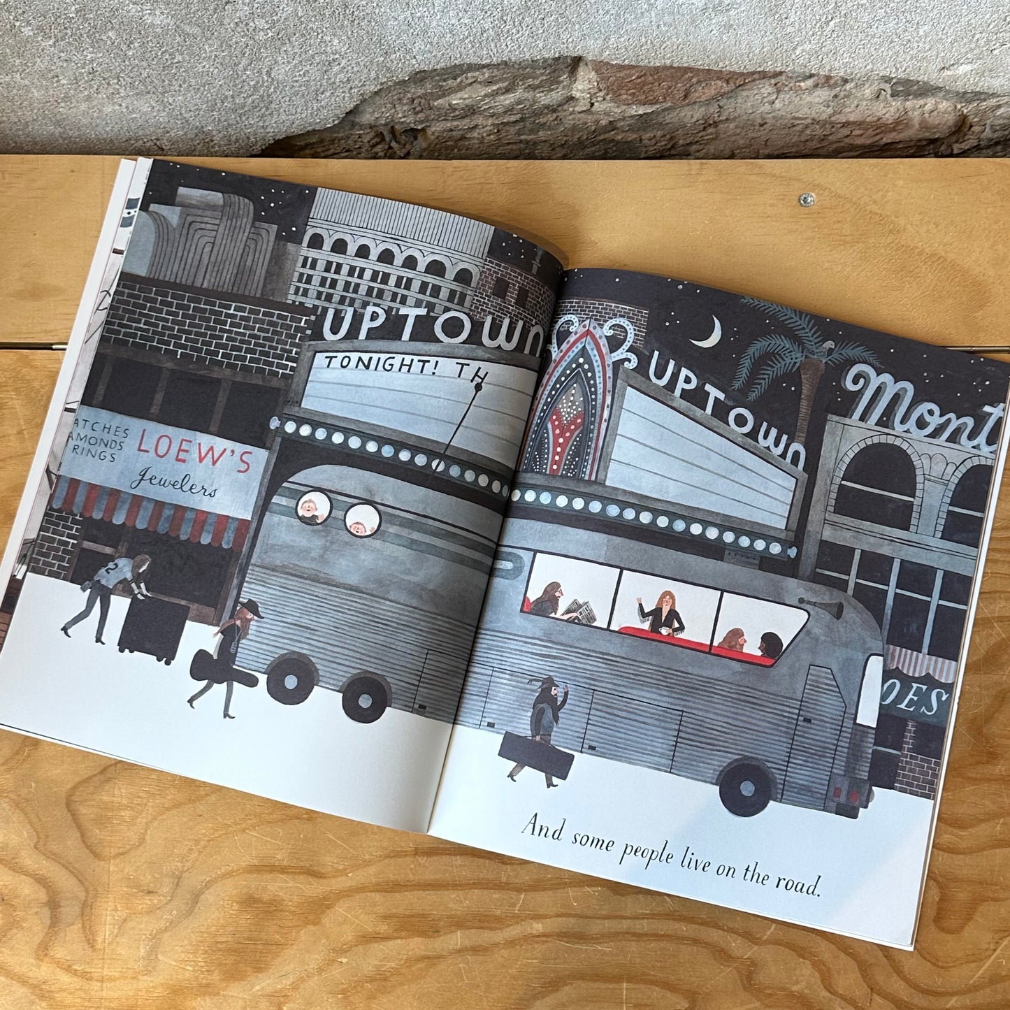 Home – Carson Ellis