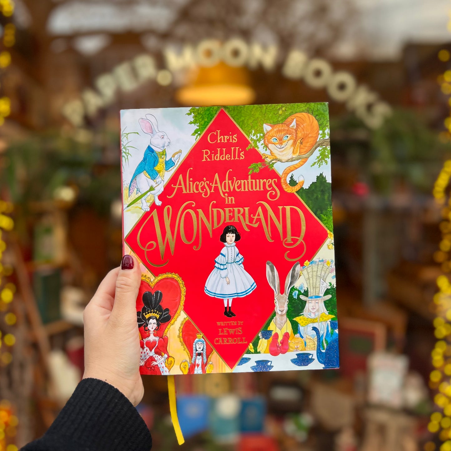 Alice's Adventures in Wonderland – Lewis Carroll, Chris Riddell