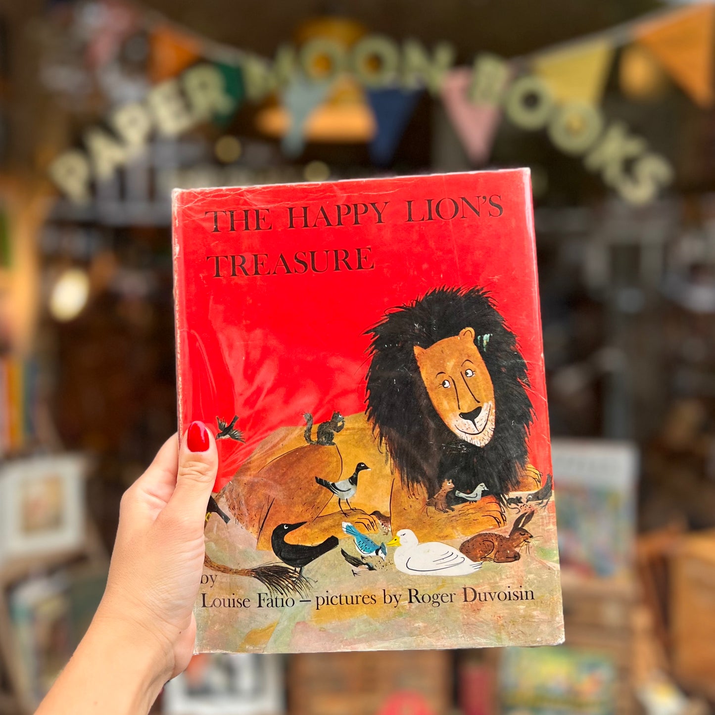 The Happy Lion's Treasure (1971 First U.K. Edition) – Louise Fatio, Roger Duvoisin