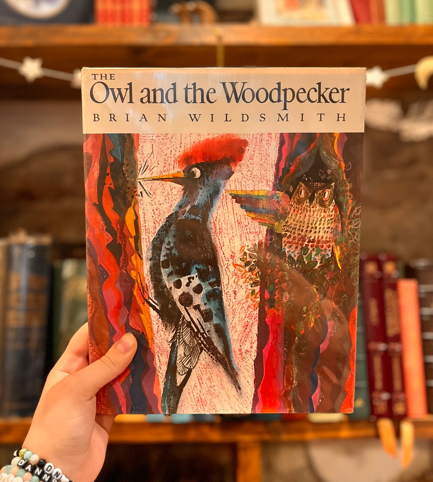 The Owl and the Woodpecker (First Edition 1971) - Brian Wildsmith