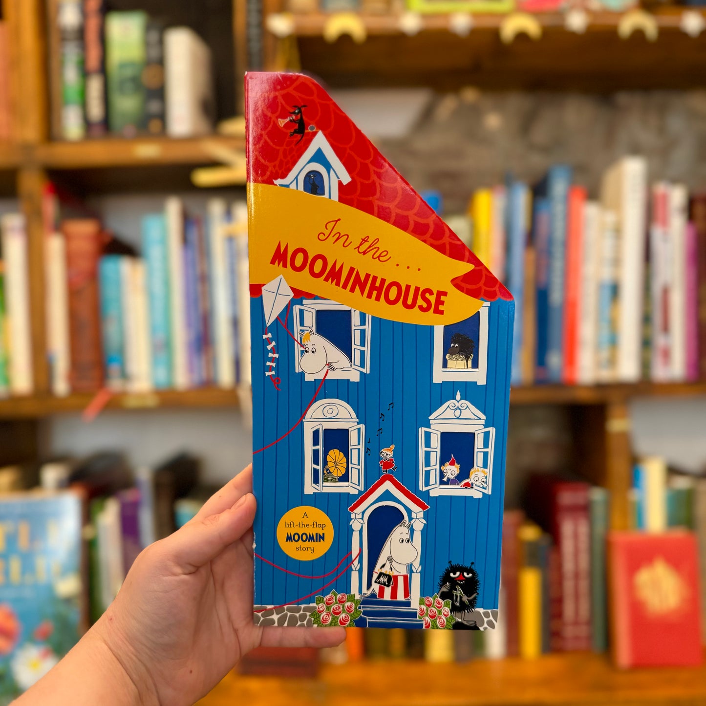 In the Moominhouse: a lift-the-flap Moomin Story – Riina Kaarla, Sami Kaarla and Anders Vacklin