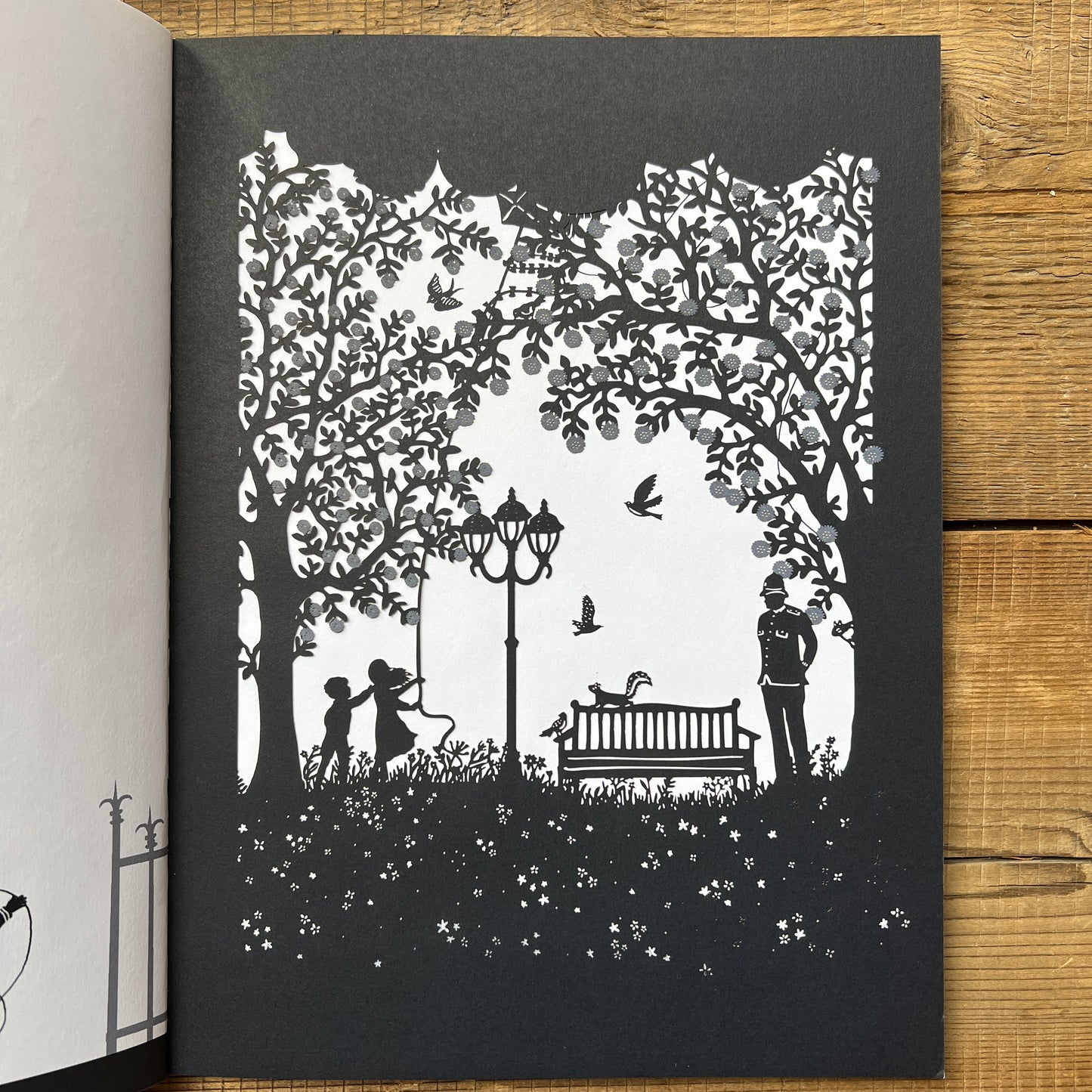 Mary Poppins Up, Up and Away – Hélène Druvert