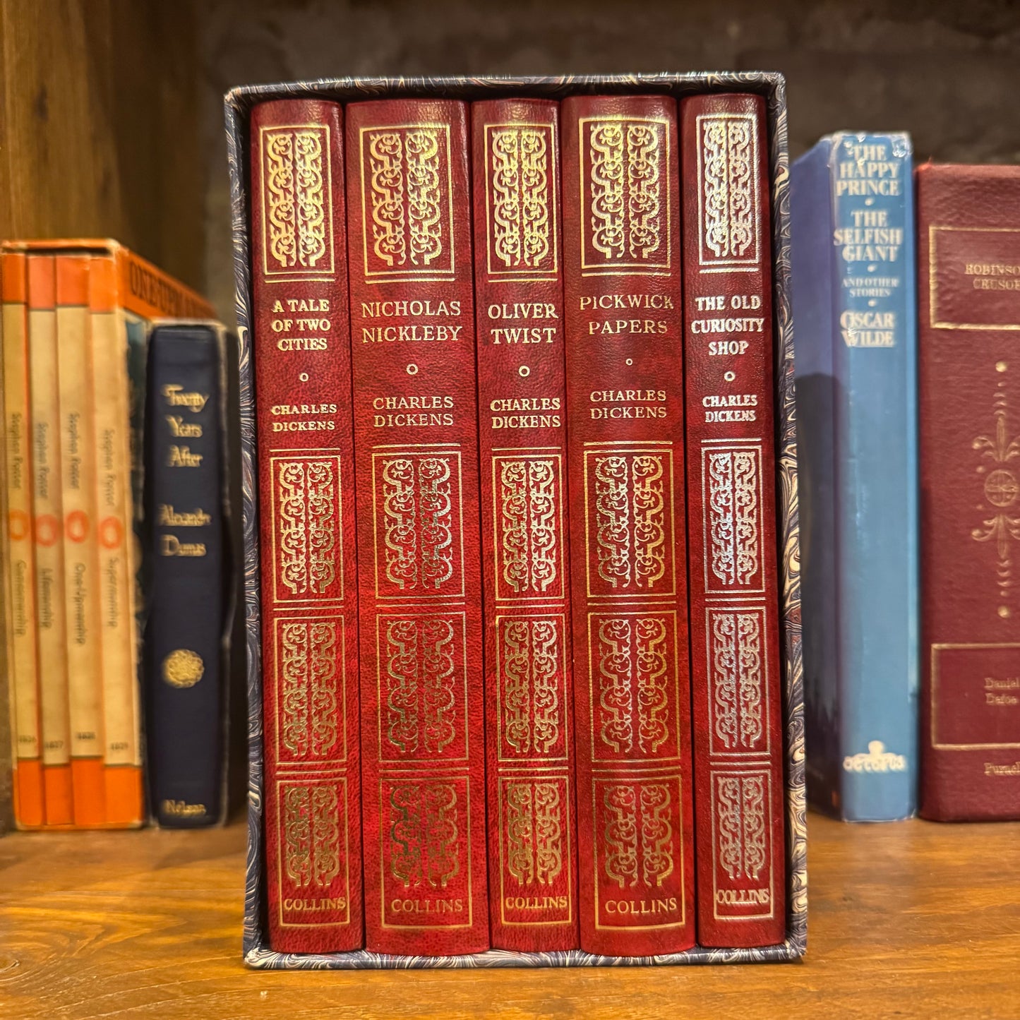 Dickens 5 Volumes – Charles Dickens