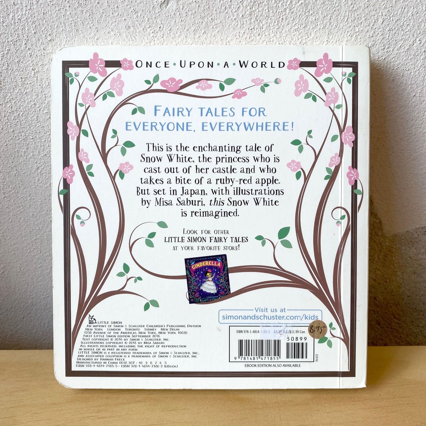 Snow White – Chloe Perkins, Mia Saburi