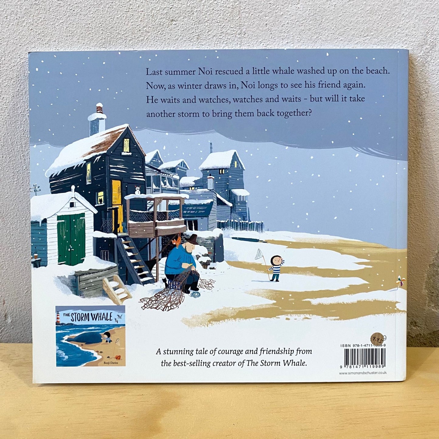 The Storm Whale in Winter – Benji Davies