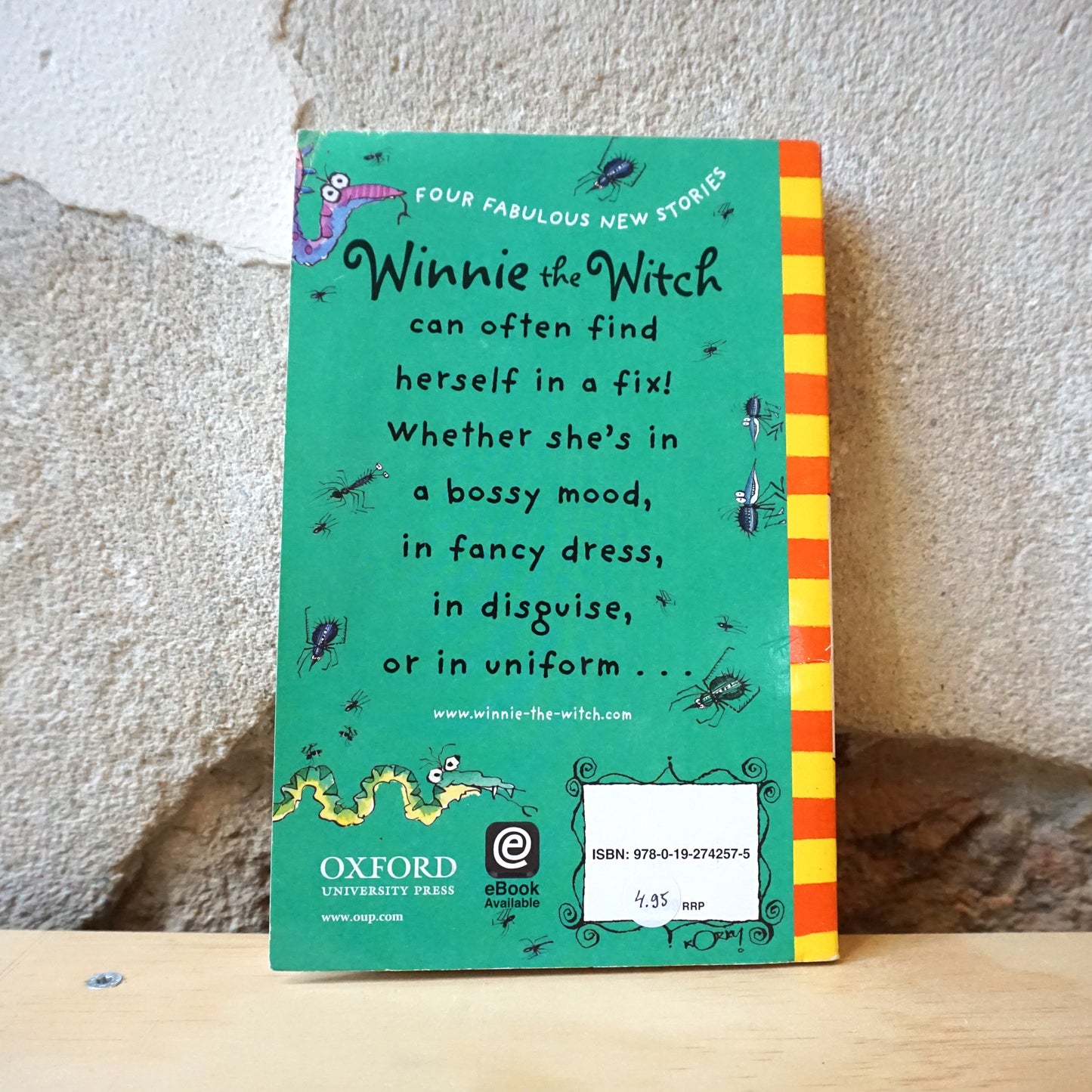Winnie on Patrol – Laura Owen, Korky Paul