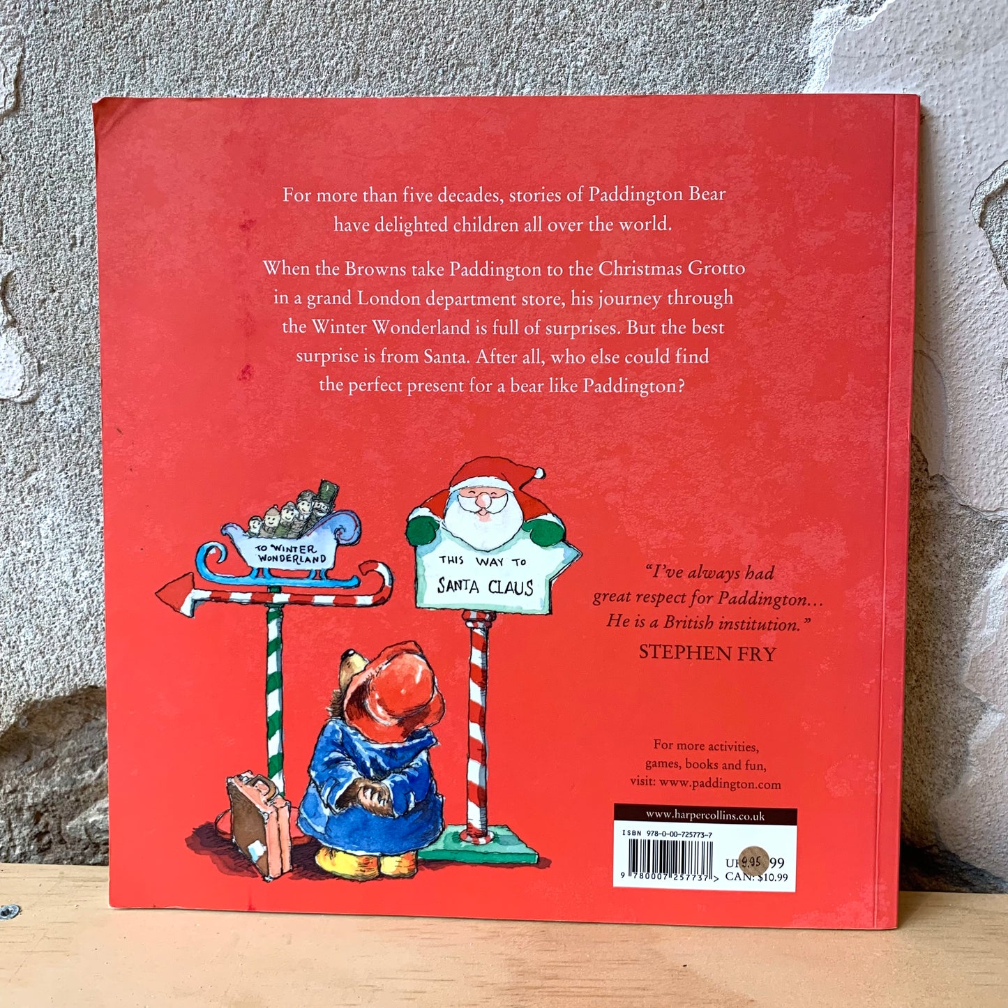 Paddington and the Christmas Surprise – Michael Bond