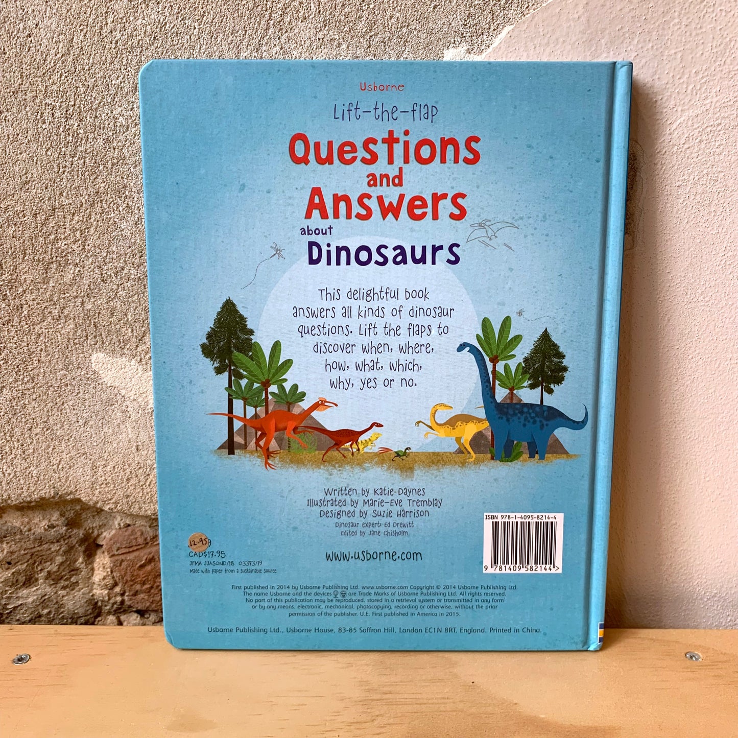 Usborne Lift-the-flap Questions and Answers about Dinosaurs