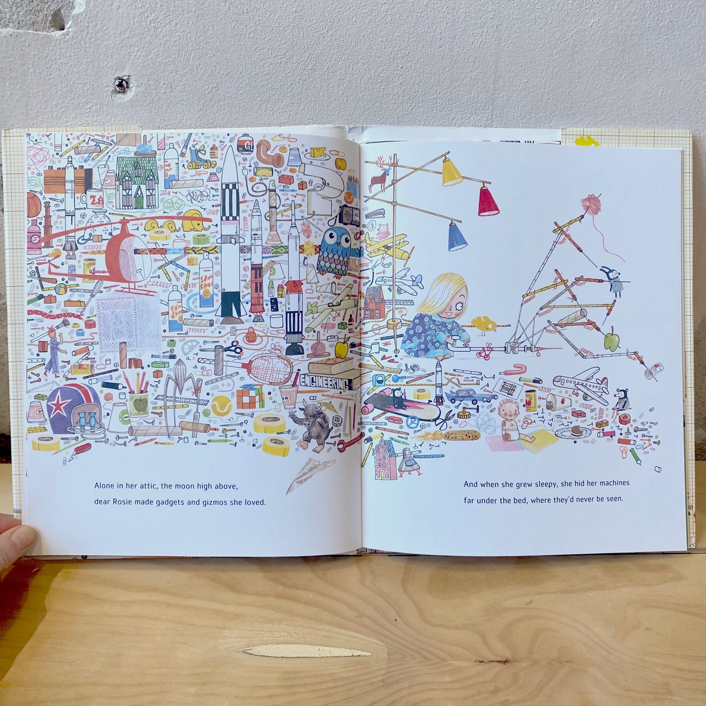 Rosie Revere, Engineer - Andrea Beaty, David Roberts