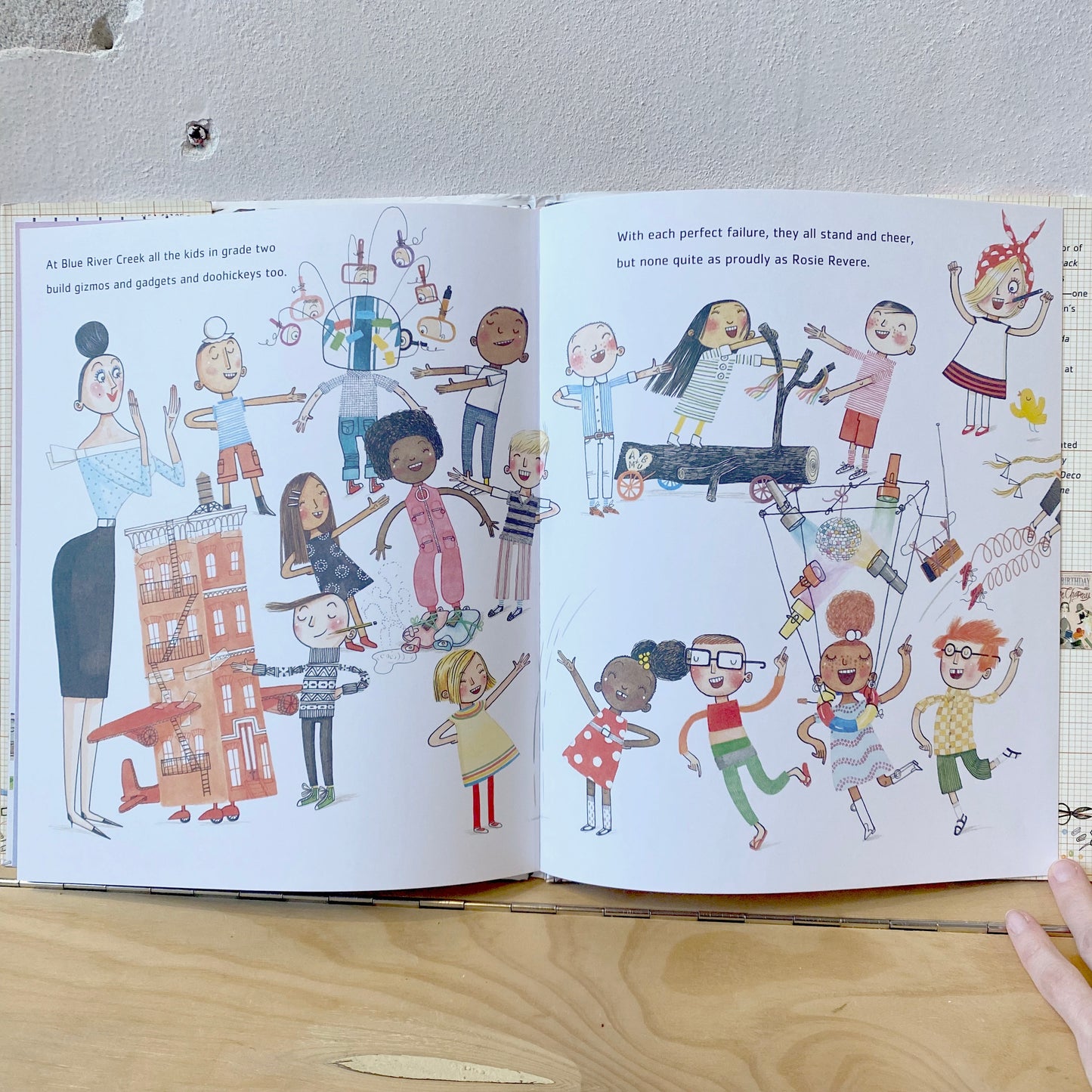 Rosie Revere, Engineer - Andrea Beaty, David Roberts