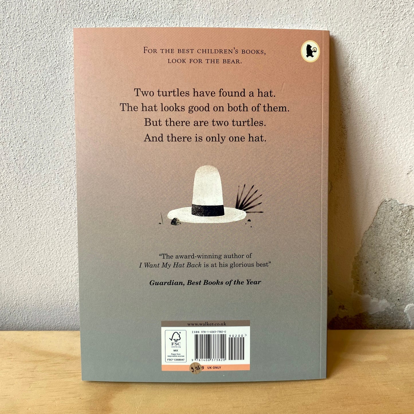 We Found a Hat – Jon Klassen