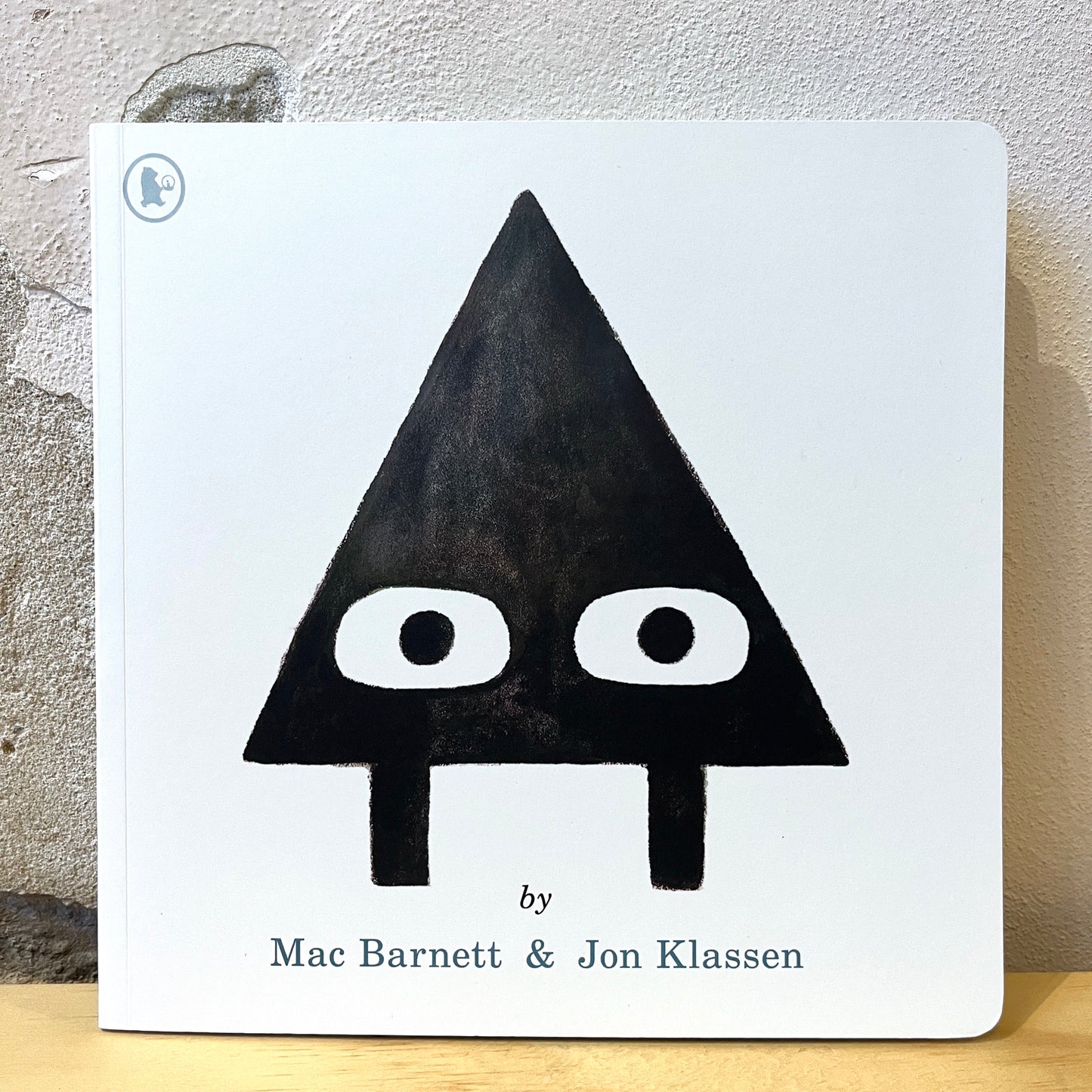 Triangle – Mac Barnett, Jon Klassen