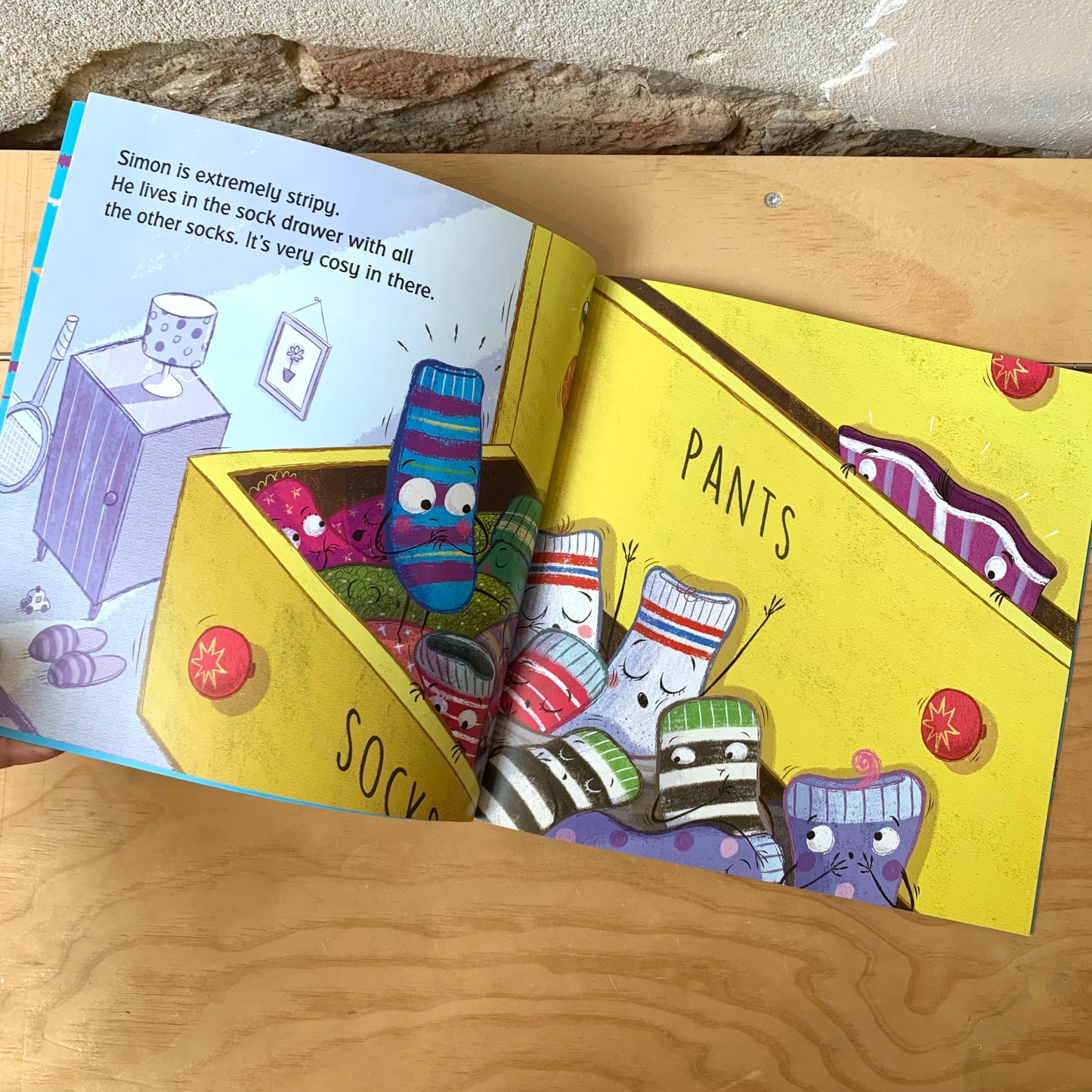 Simon Sock – Sue Hendra, Paul Linnet