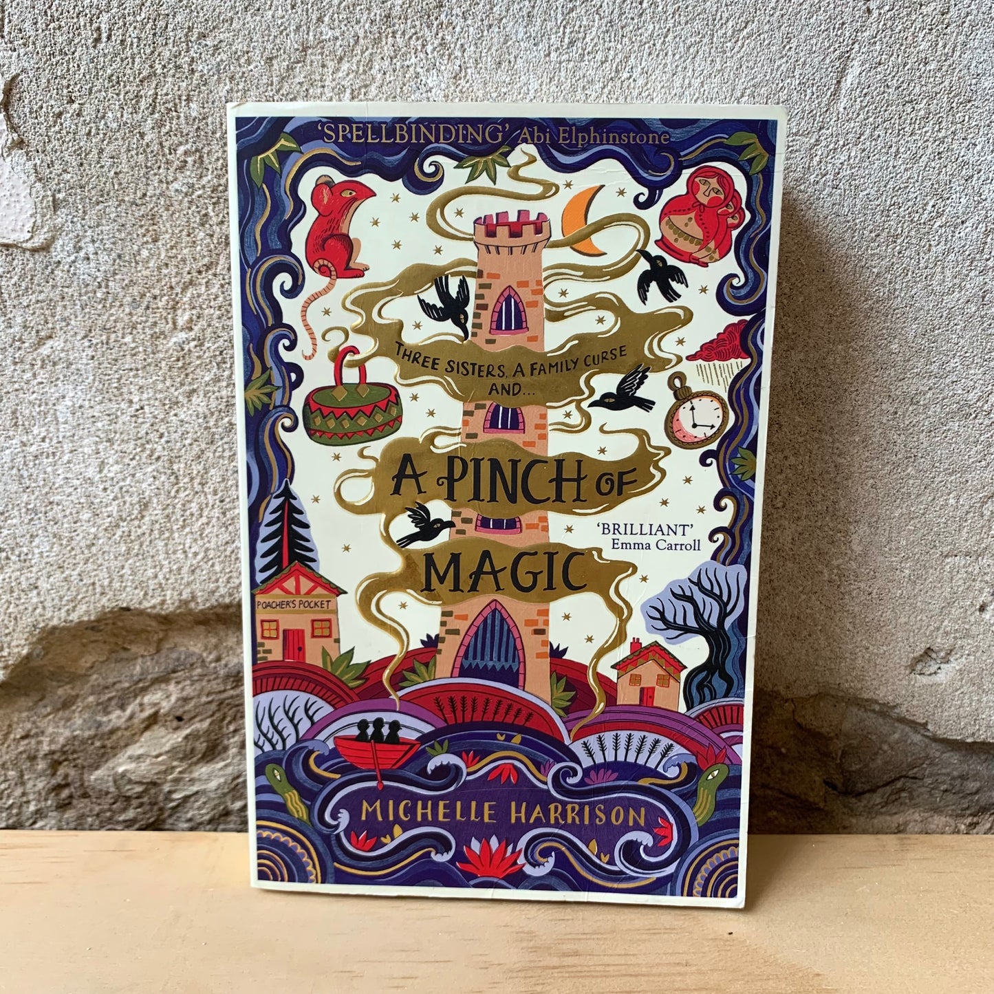 A Pinch of Magic – Michelle Harrison