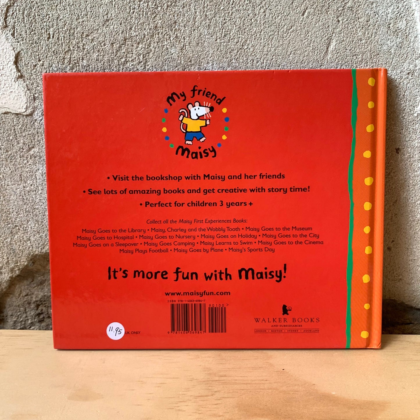 Maisy Goes to the Bookshop – Lucy Cousins