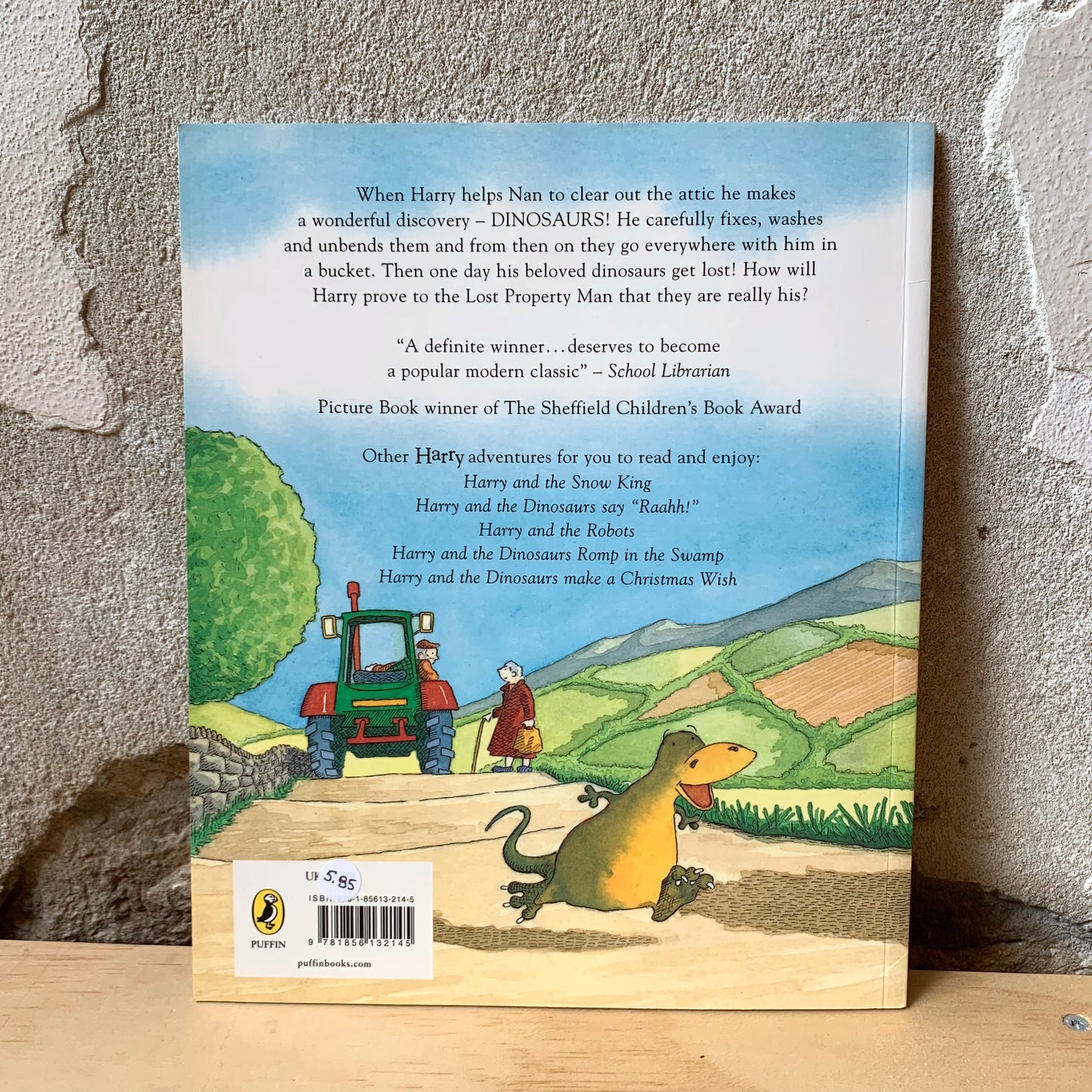 Harry and the Bucketful of Dinosaurs – Ian Whybrow, Adrian Reynolds
