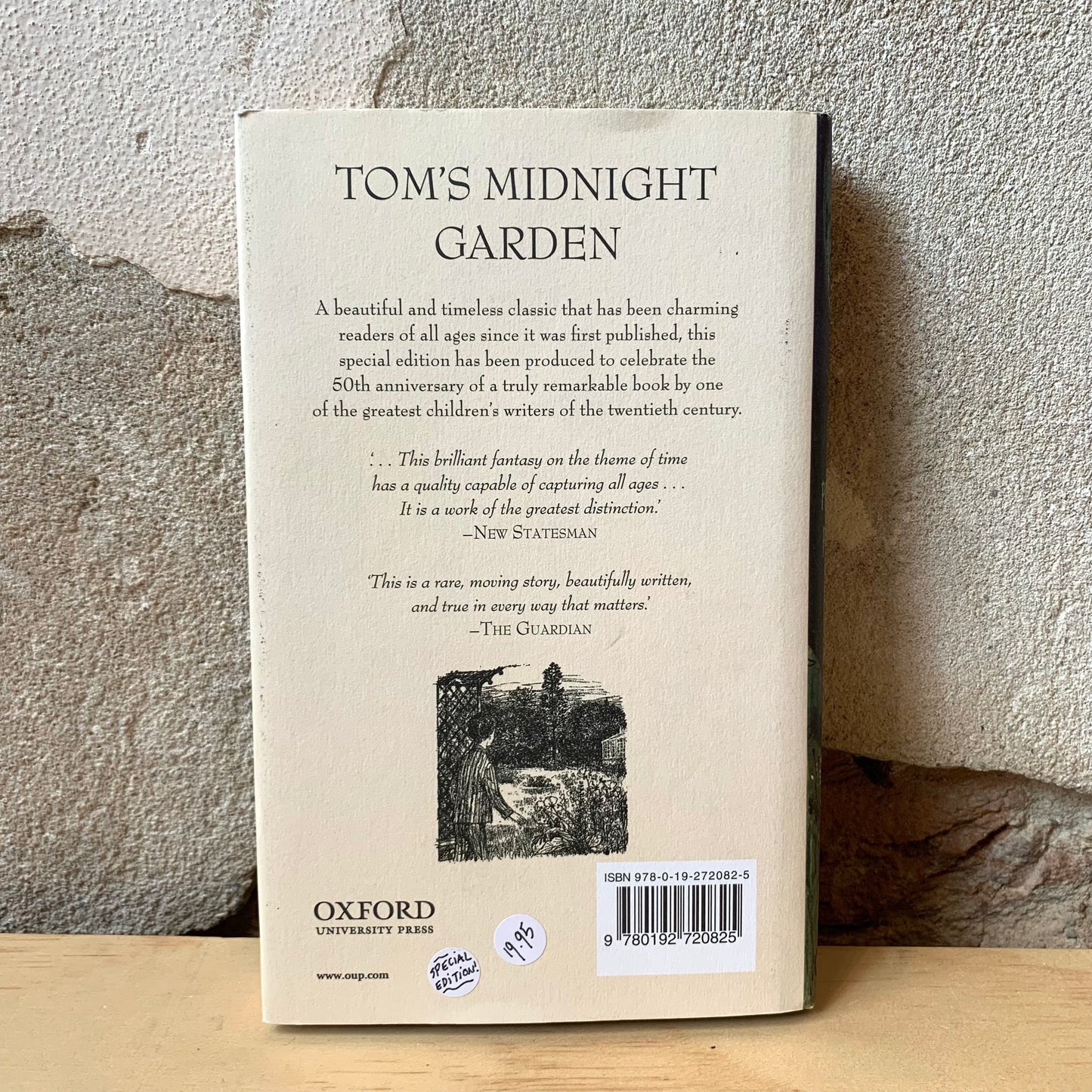 Tom's Midnight Garden – Philippa Pearce