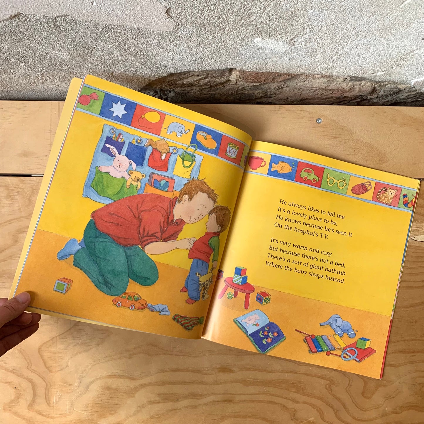There's a House Inside My Mummy – Giles Andreae, Vanessa Cabban
