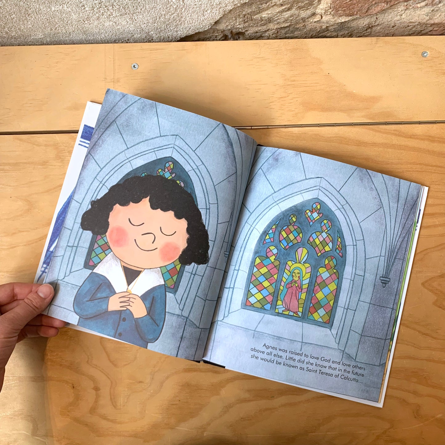 Little People Big Dreams: Mother Theresa – Isabel Sanchez Vegara
