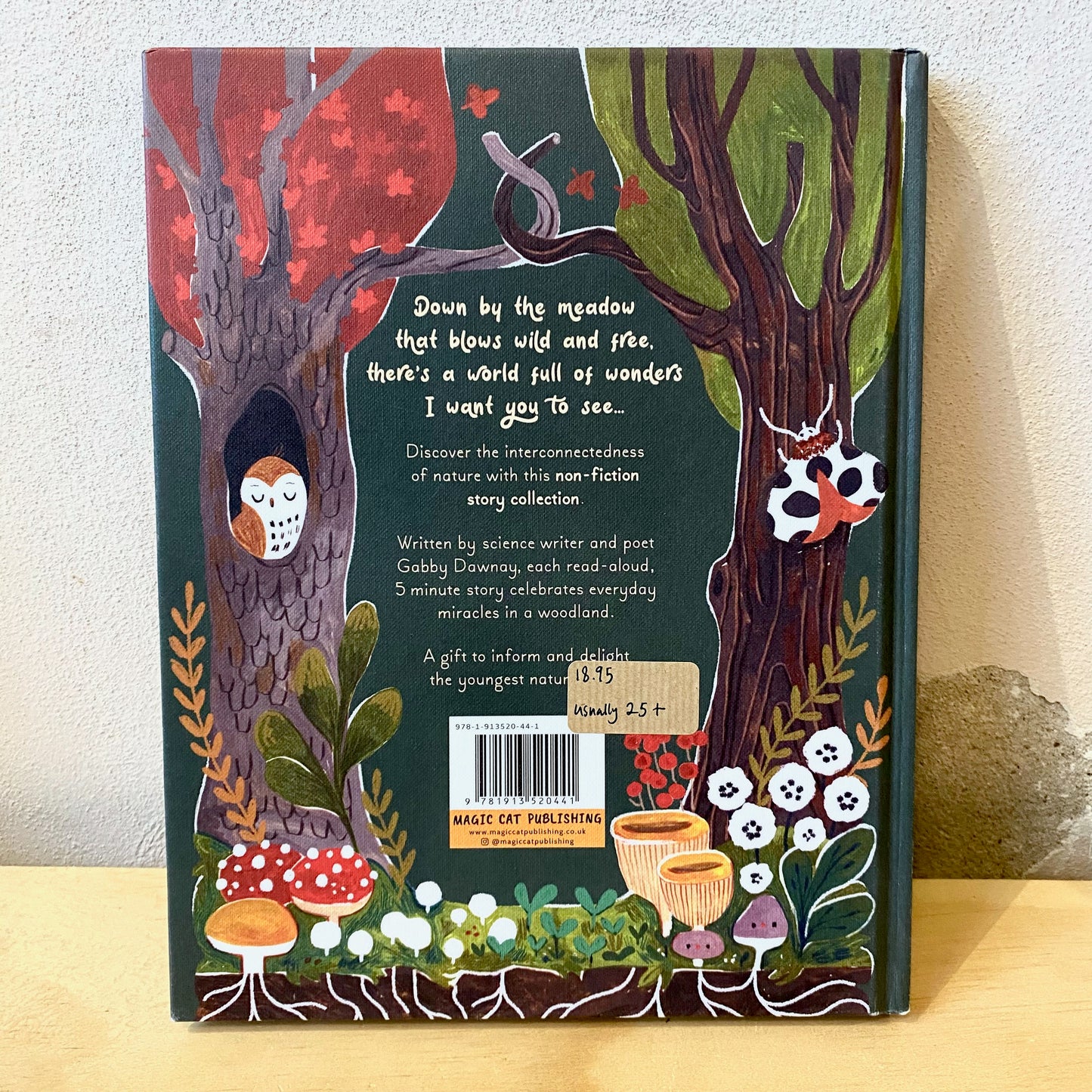 5 Minute Nature Stories - Gabby Dawnay, Mona K
