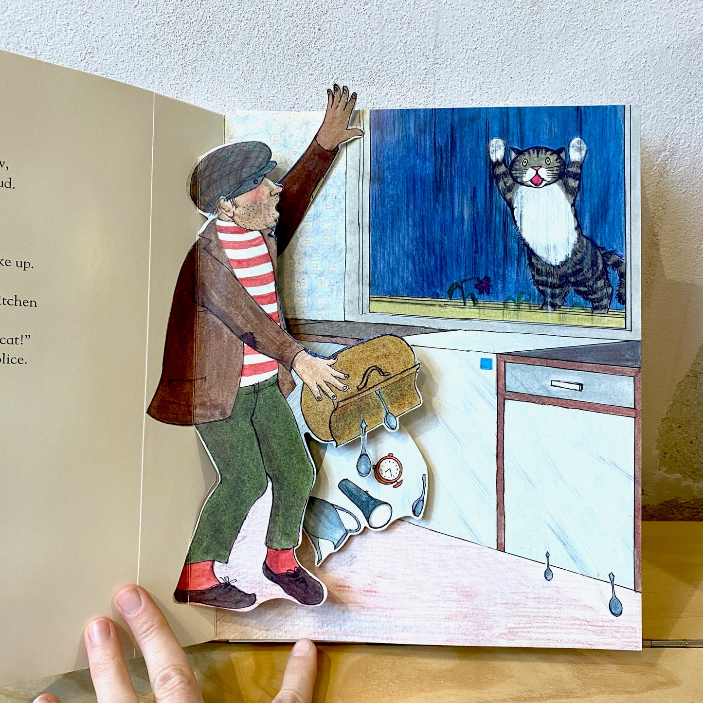 Mog the Forgetful Cat (rare, pop-up book) - Judith Kerr