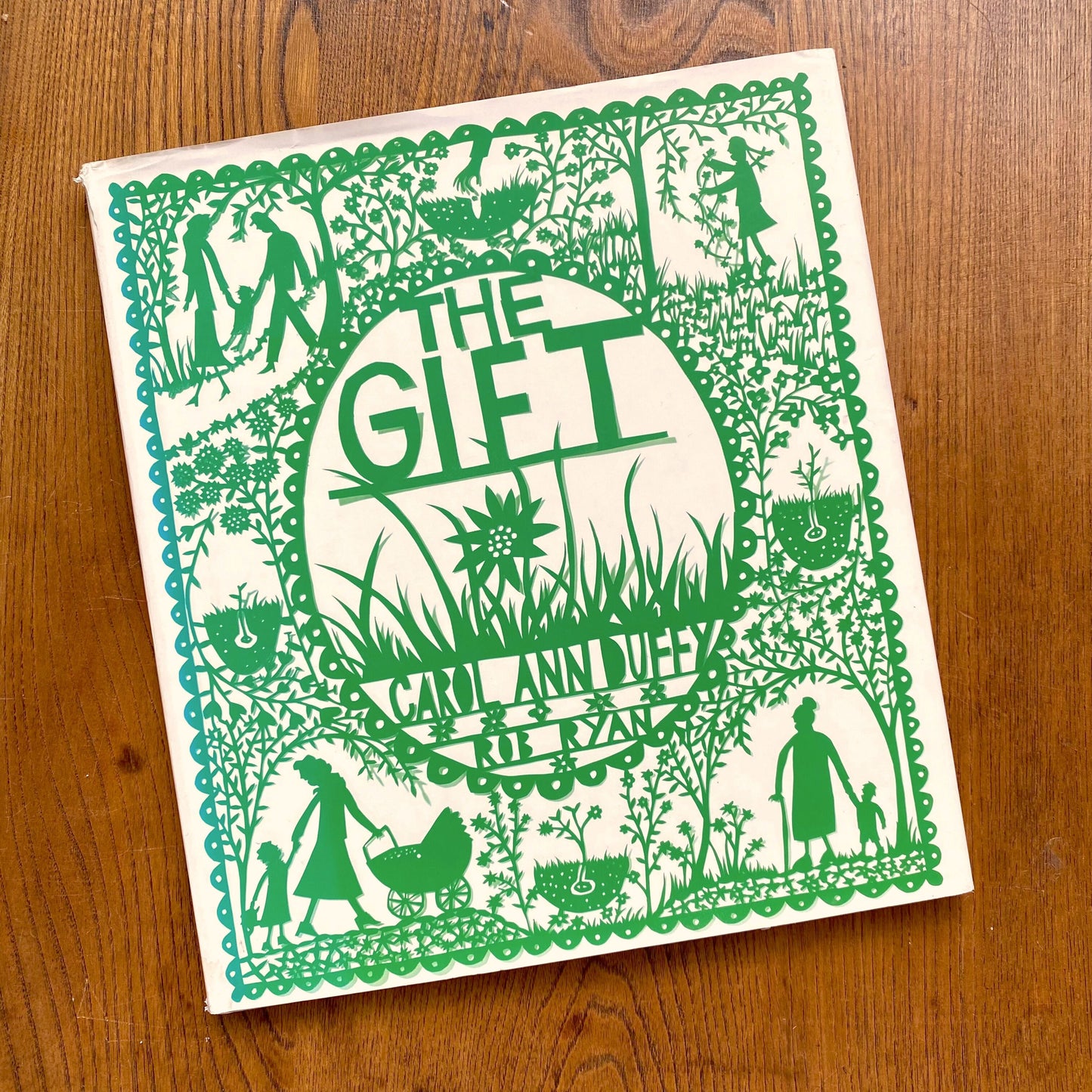 The Gift – Carol Ann Duffy, Rob Ryan