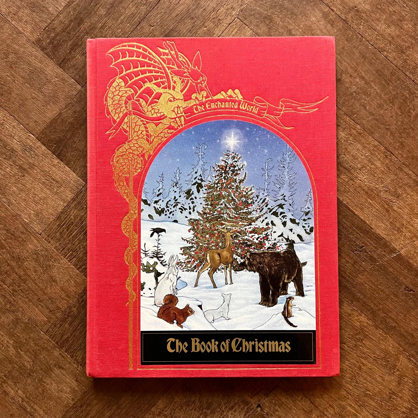 The Enchanted World: The Book of Christmas – Brendan Lehane