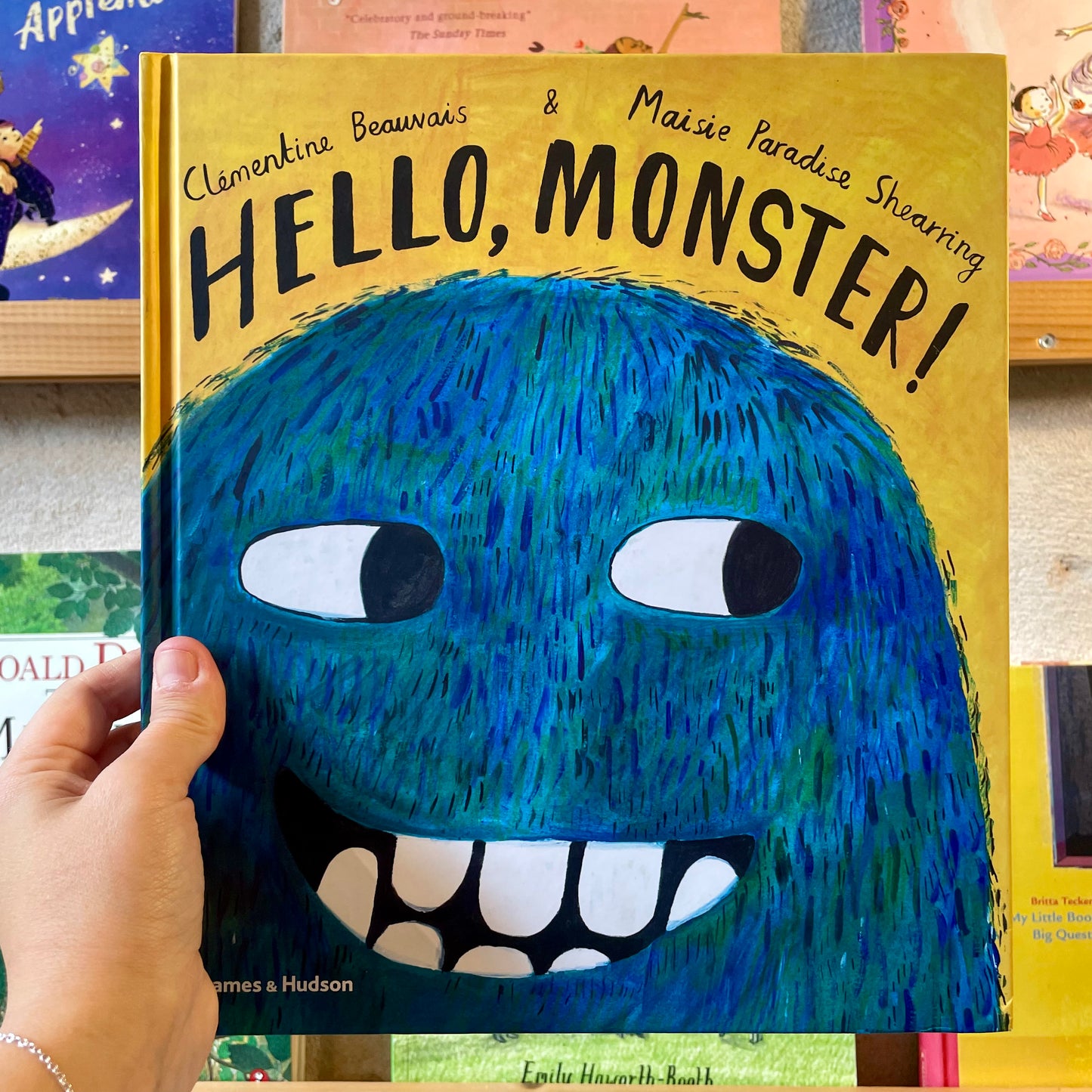 Hello, Monster! – Clementine Beauvais, Maisie Paradise Shearing