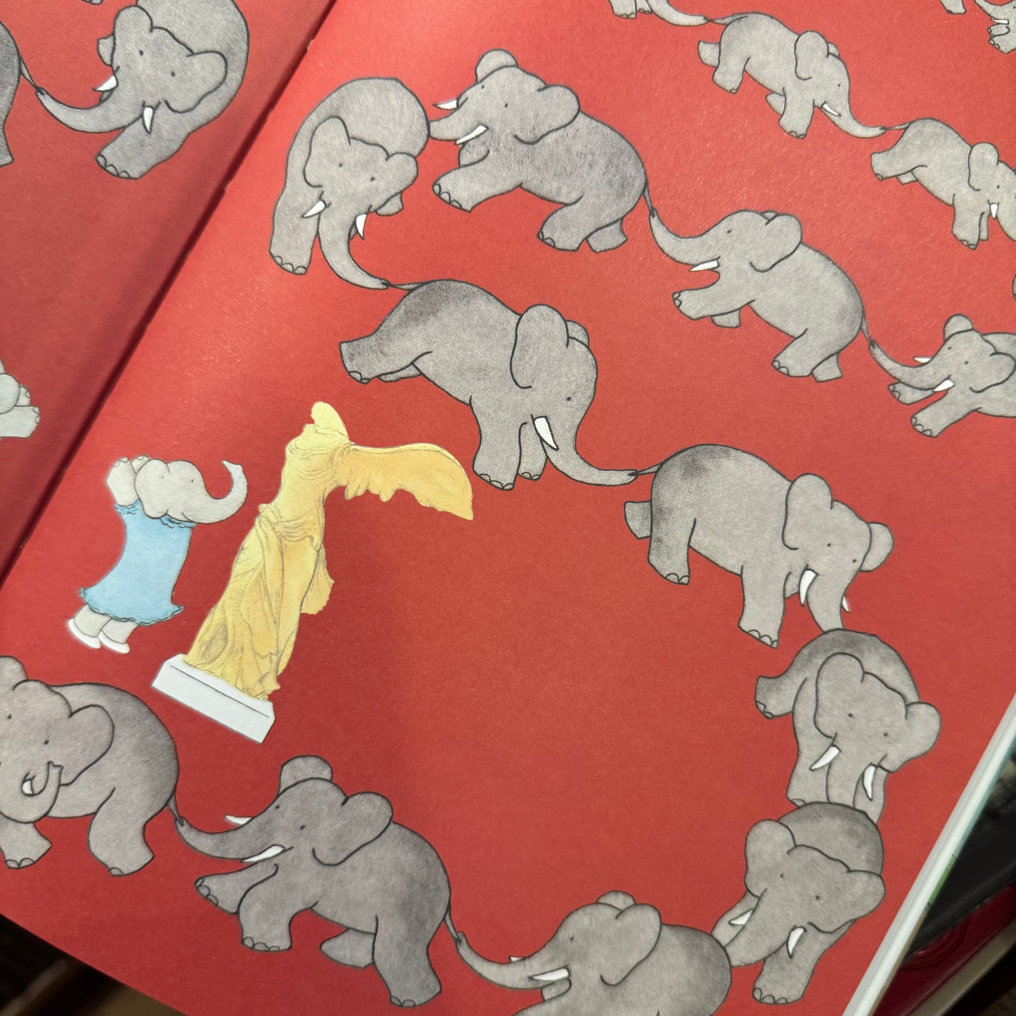 Babar’s Guide to Paris – Laurent de Brunhoff