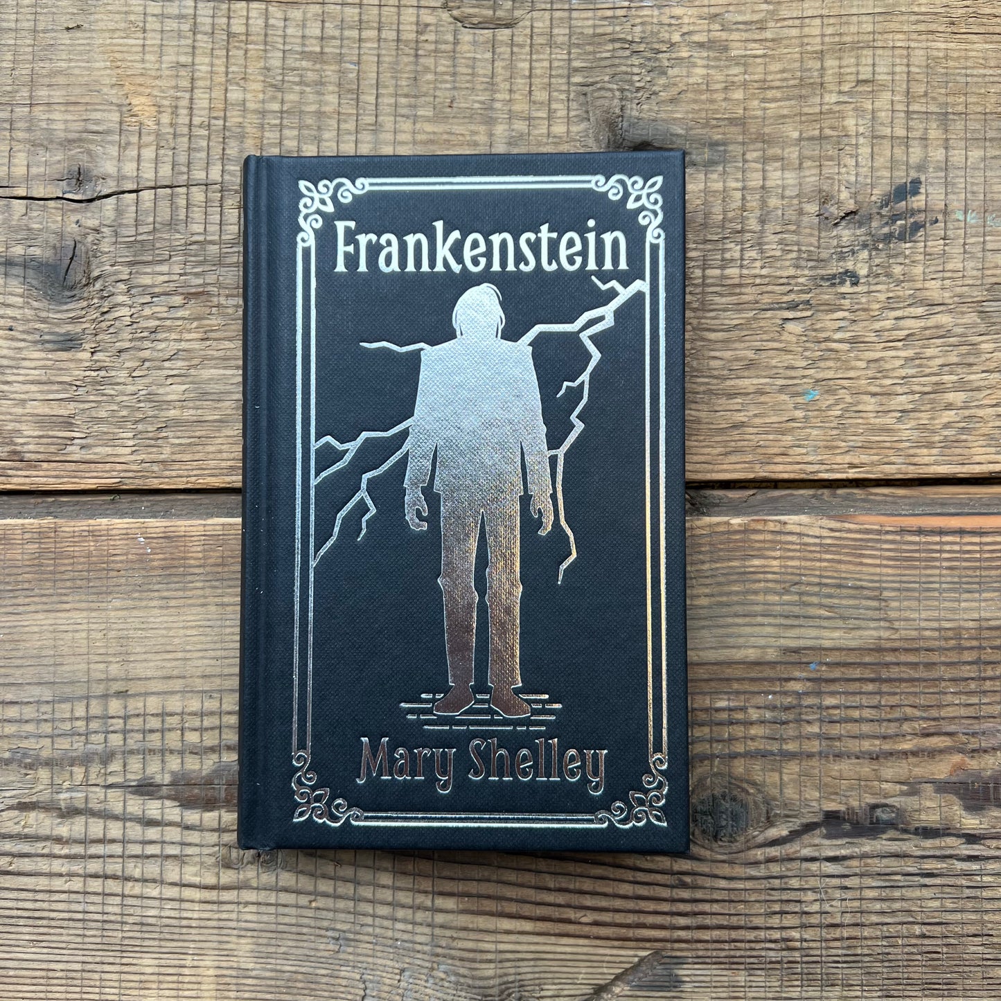 Frankenstein (Gilded Pocket Edition) – Mary Shelley