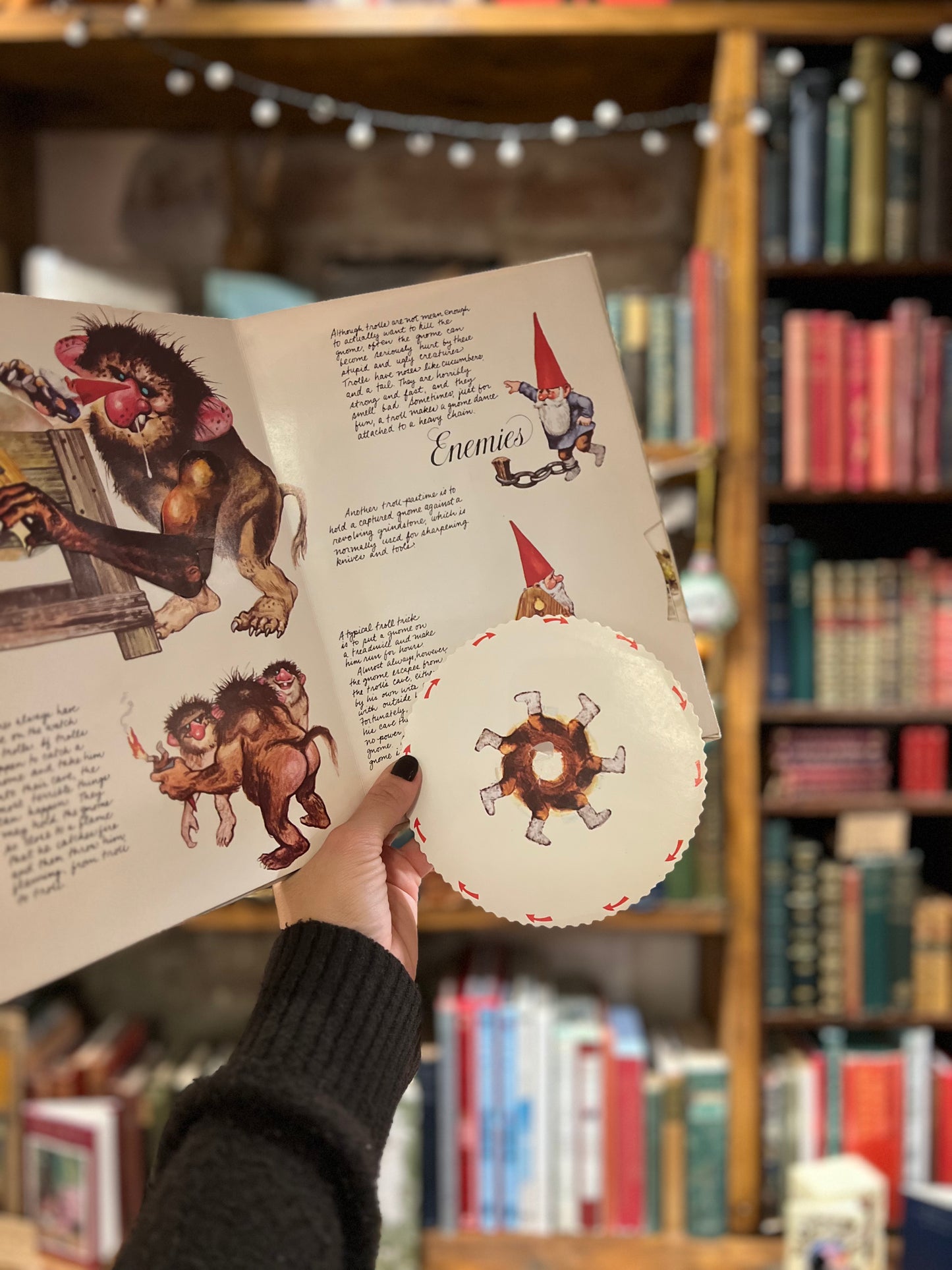 The Pop-Up Book of Gnomes (1979 First Edition) – Rien Poortvliet and Wil Huygen