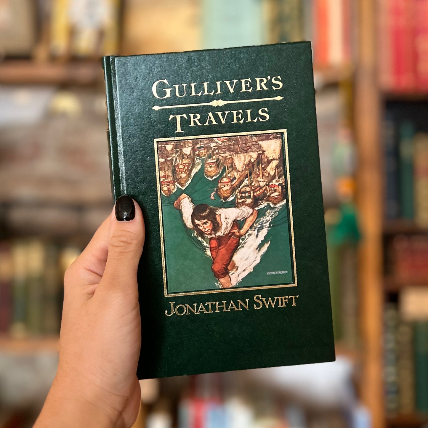 Gulliver's Travels (The Great Writers Library) – Jonathan Swift