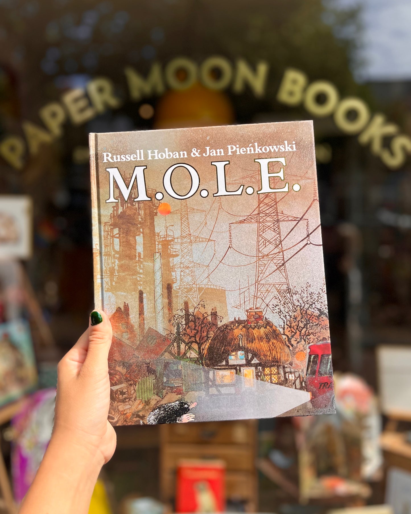 M.O.L.E. (1993 First Edition) – Russell Hoban & Jan Pieńkowski