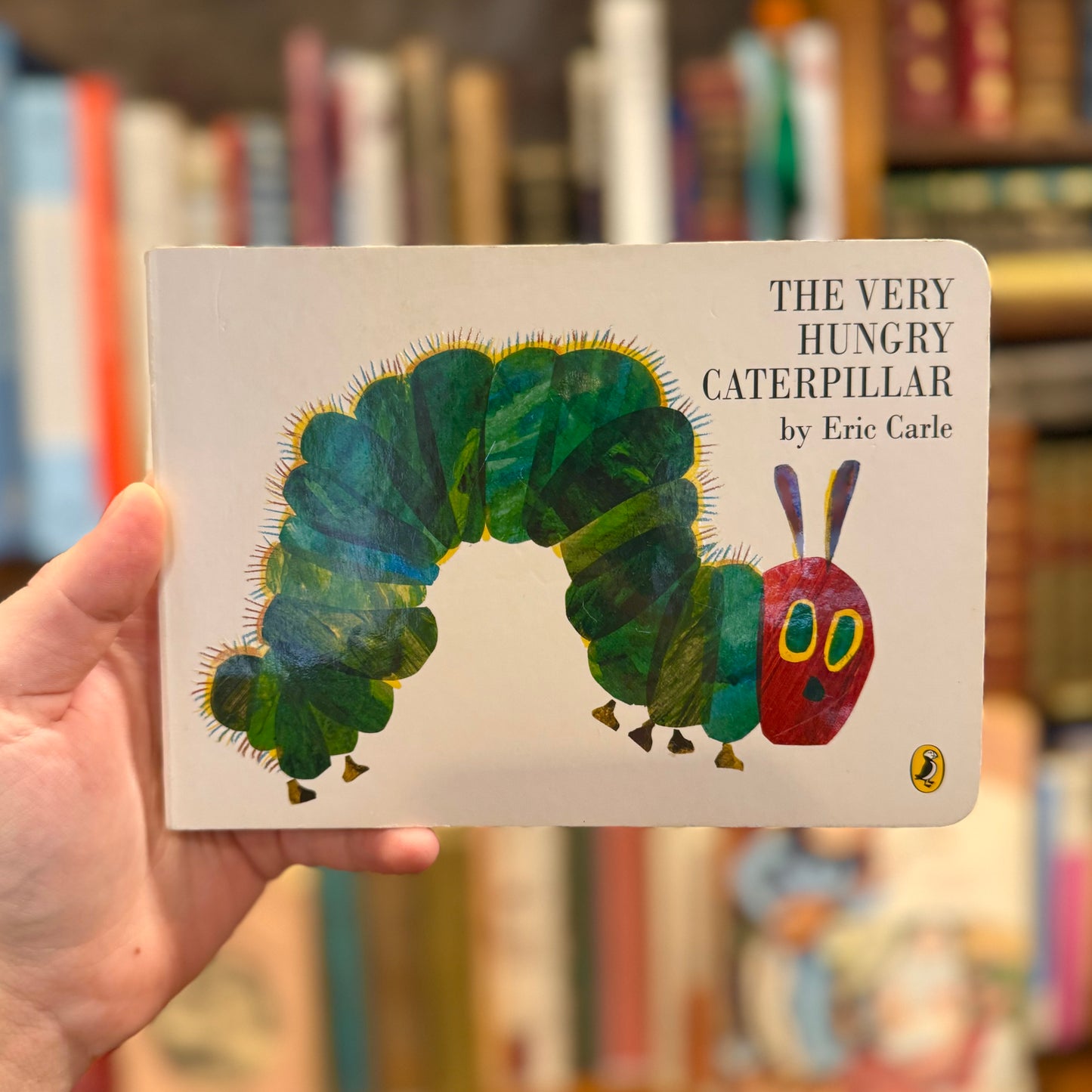 The Very Hungry Caterpillar (Boardbook) – Eric Carle