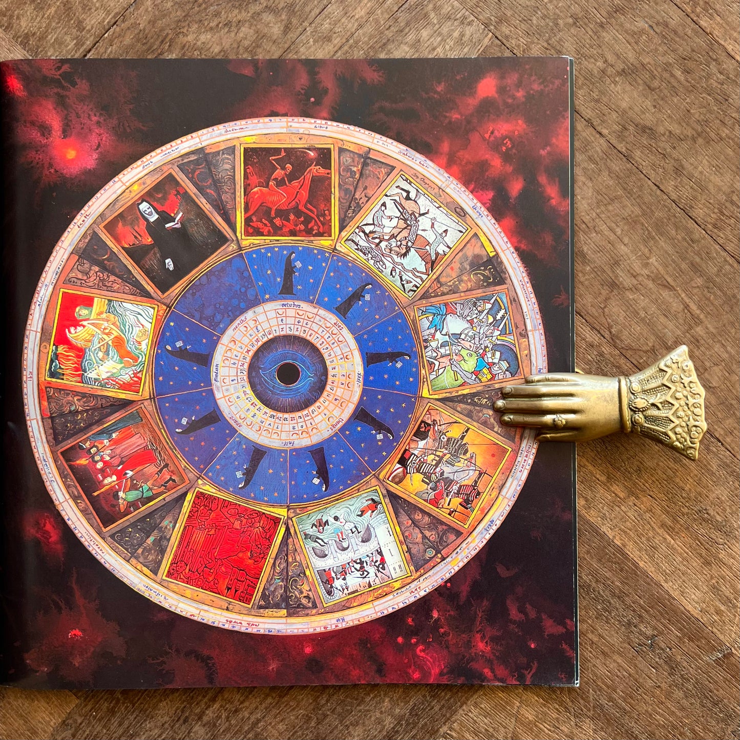 The Viewer (Laminated Edition) – Gary Crew, Shaun Tan