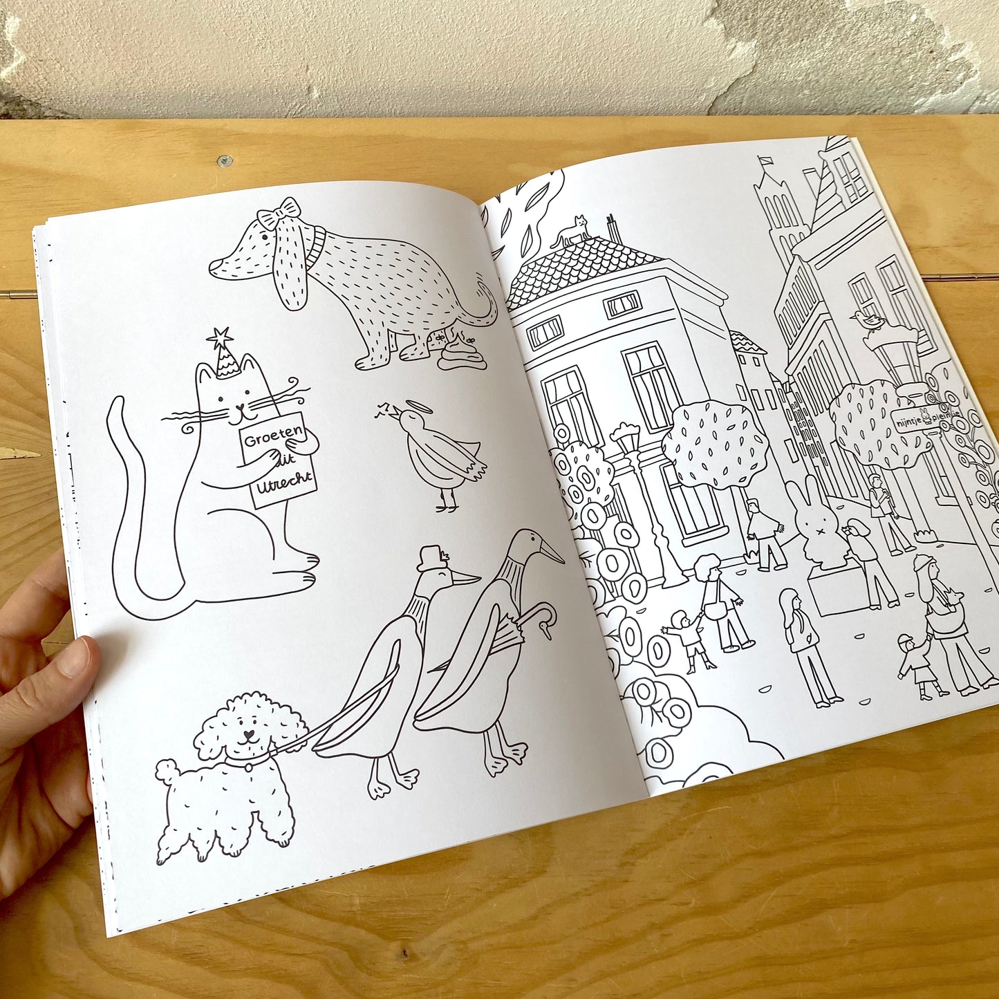 Utrecht Kleurboek (colouring book) - Ellen de Bruijn