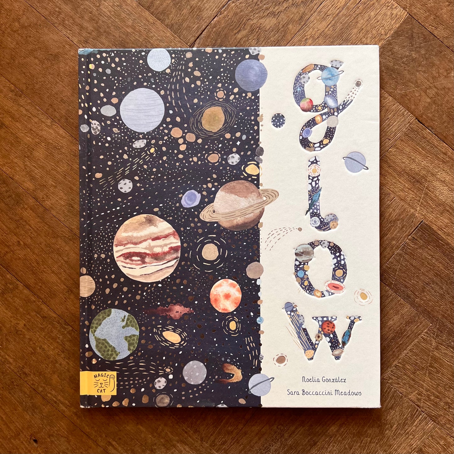 Glow – Noelia Gonzalez and Sara Boccaccini Meadows