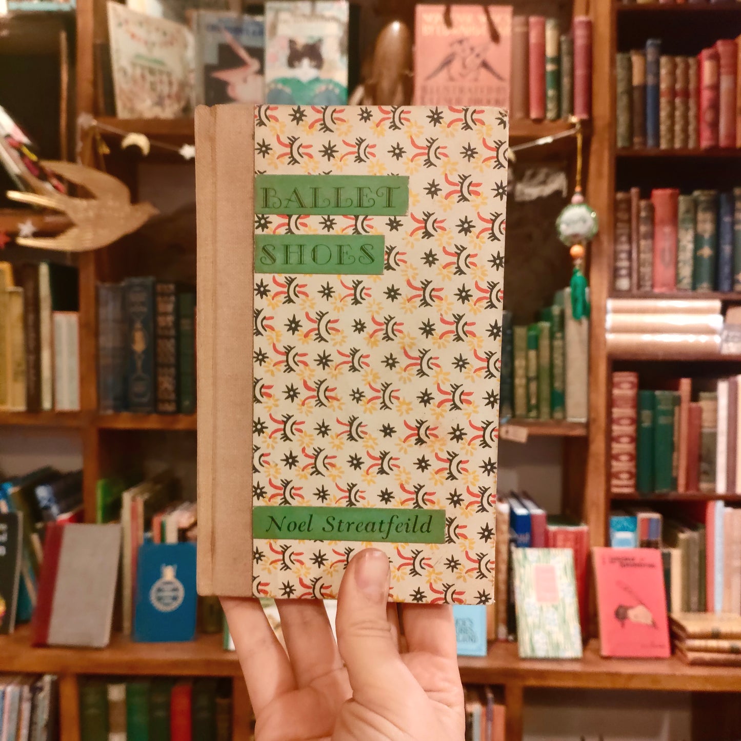 Ballet Shoes - Noel Streatfield, Ruth Gervis