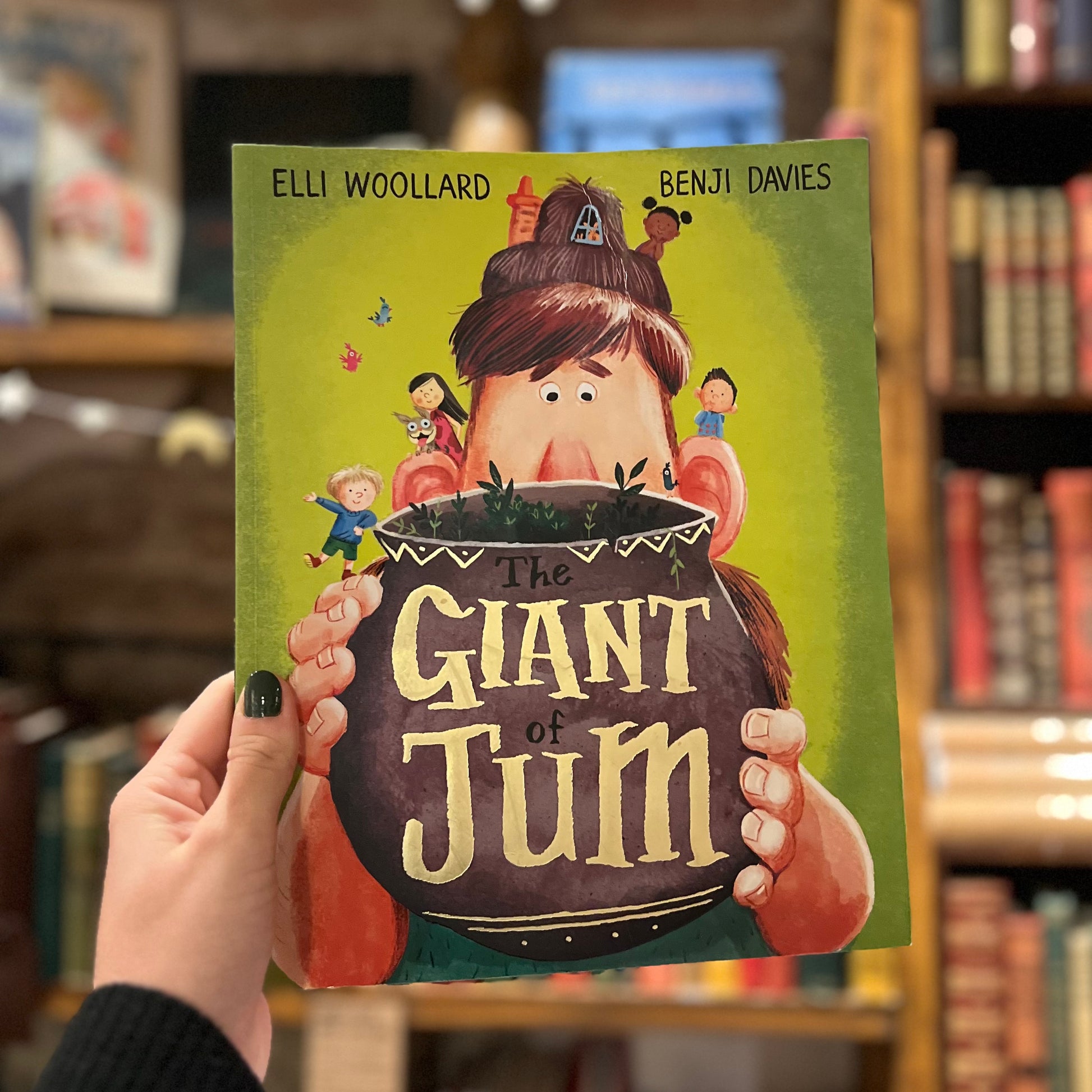 The Giant of Jum – Elli Woollard and Benji Davies – Paper Moon Books