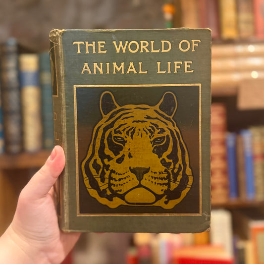 The World of Animal Life — edited by Fred Smith